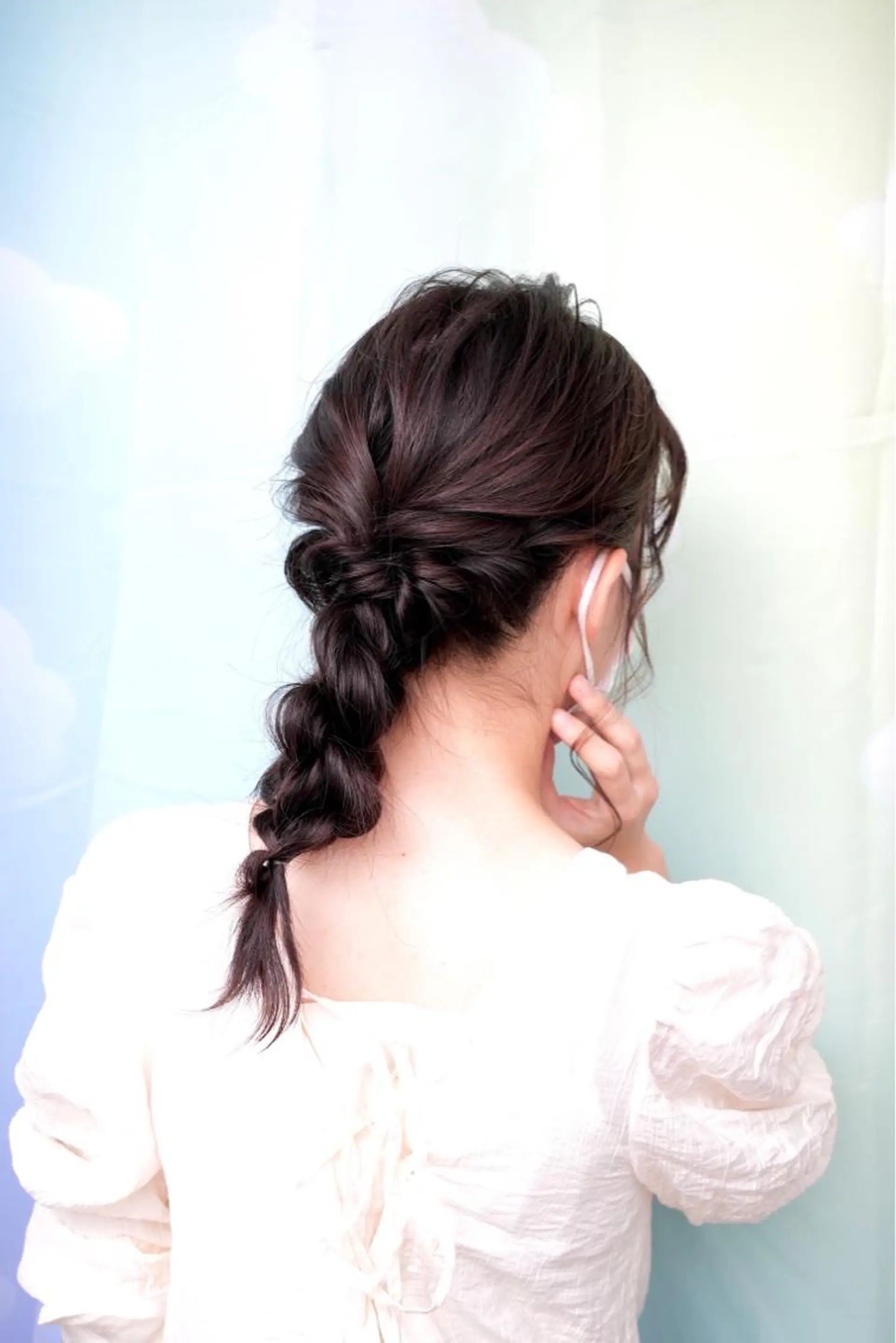 セミロング カラー パーマ ヘアアレンジ 推し活専用 【派手髪】飯野ゆかりのヘアスタイル