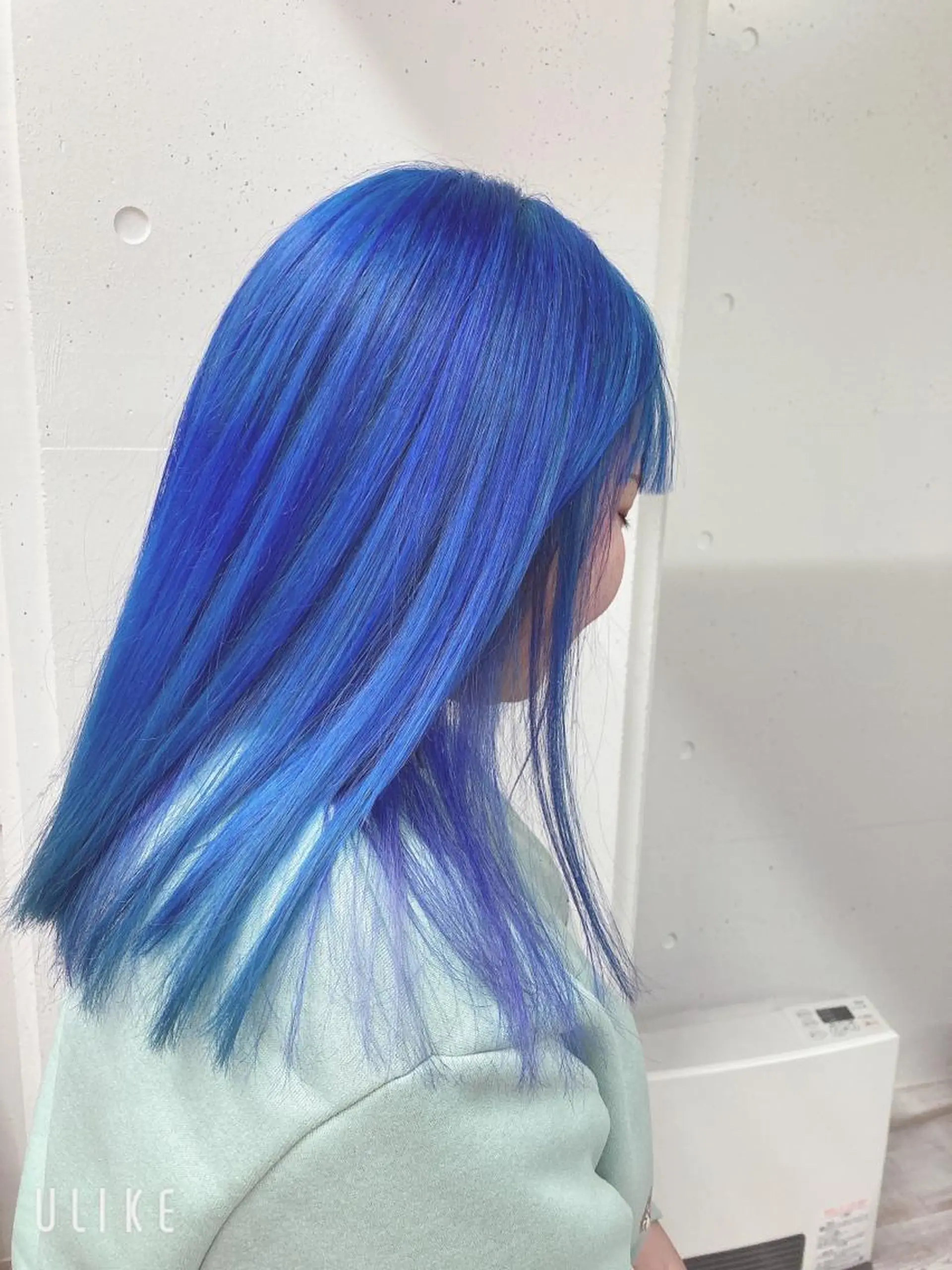 セミロング カラー ブリーチ ブルーカラー パープルカラー カット ヘアカラー ミルミー美容室所属・🦄💒💓齎藤 七海子🦄💒💓のマツエク・マツパデザイン