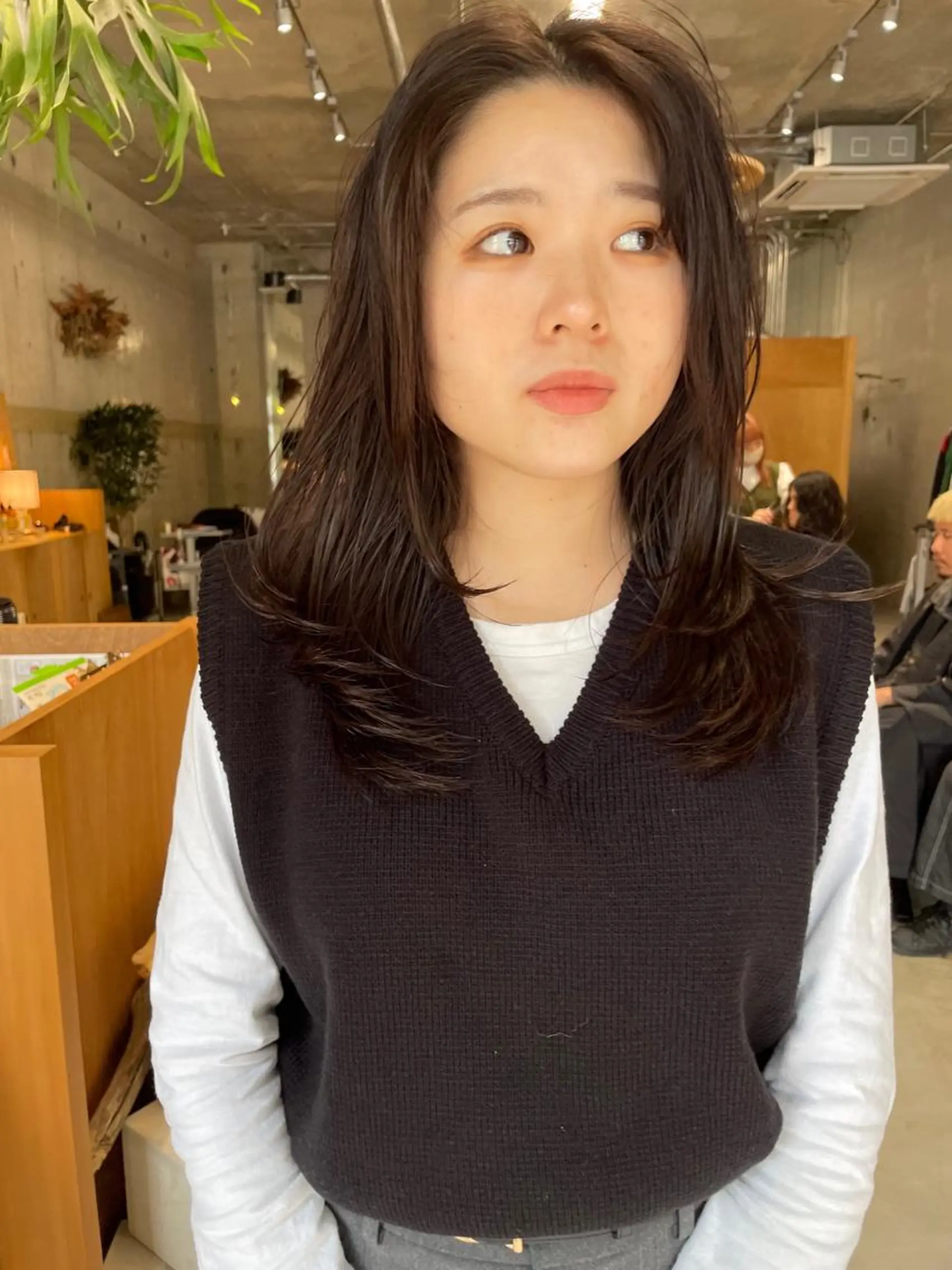 セミロング wewe: momoeのヘアスタイル