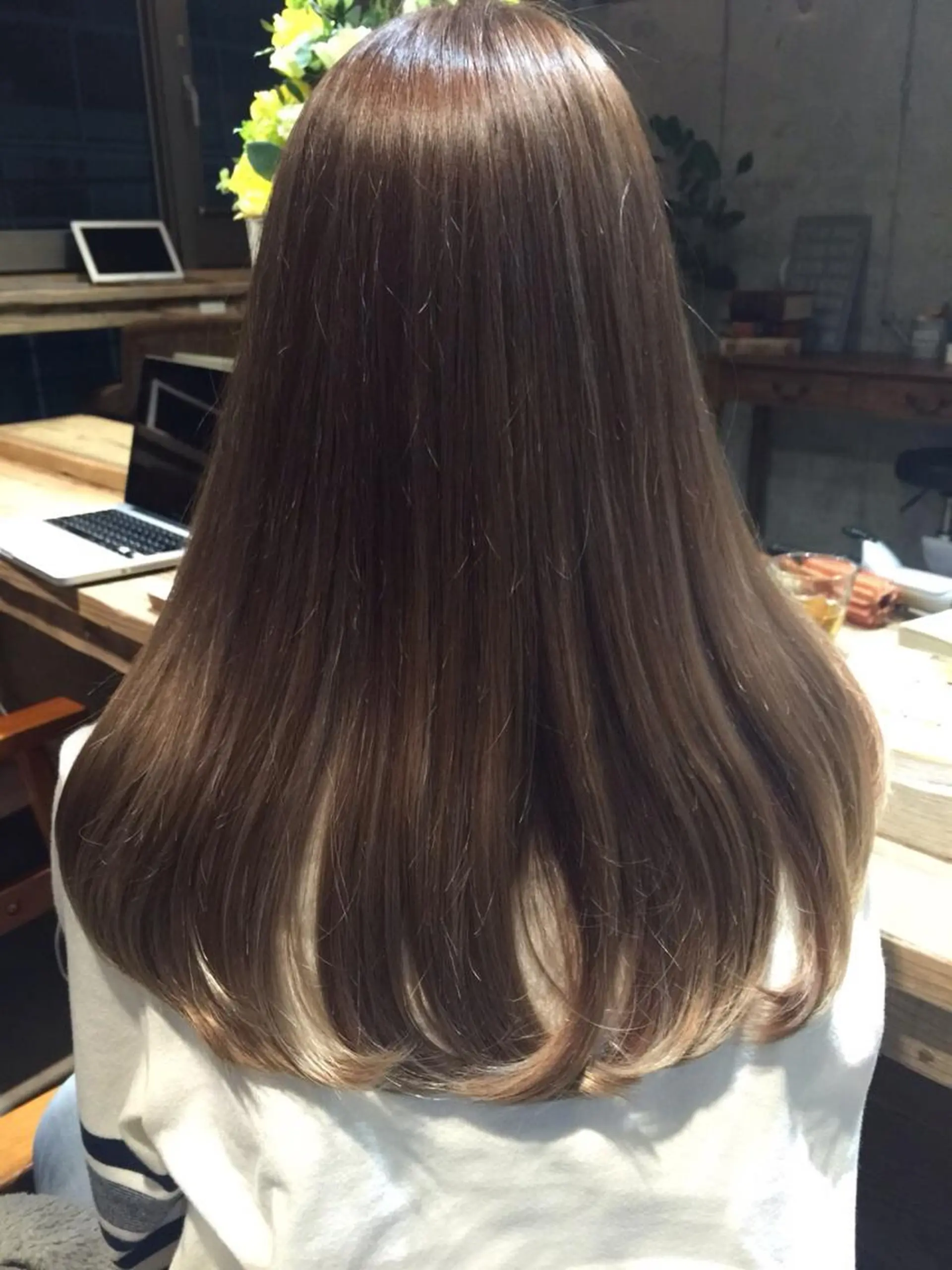 ロング カラー トリートメント 野口 秀人 🦋髪質改善🫧のヘアスタイル