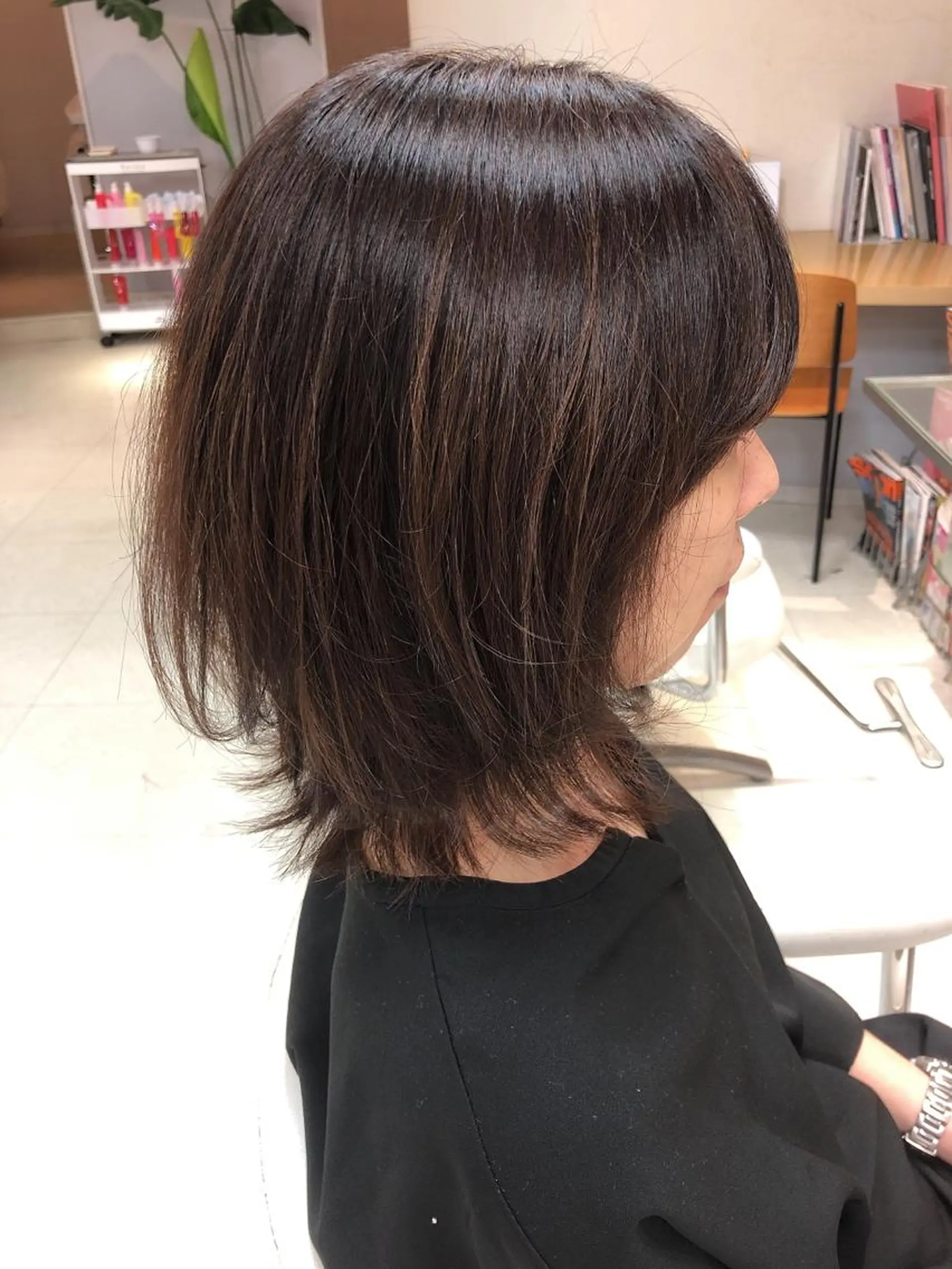 ショート レイヤーカット 阿部 美咲のヘアスタイル