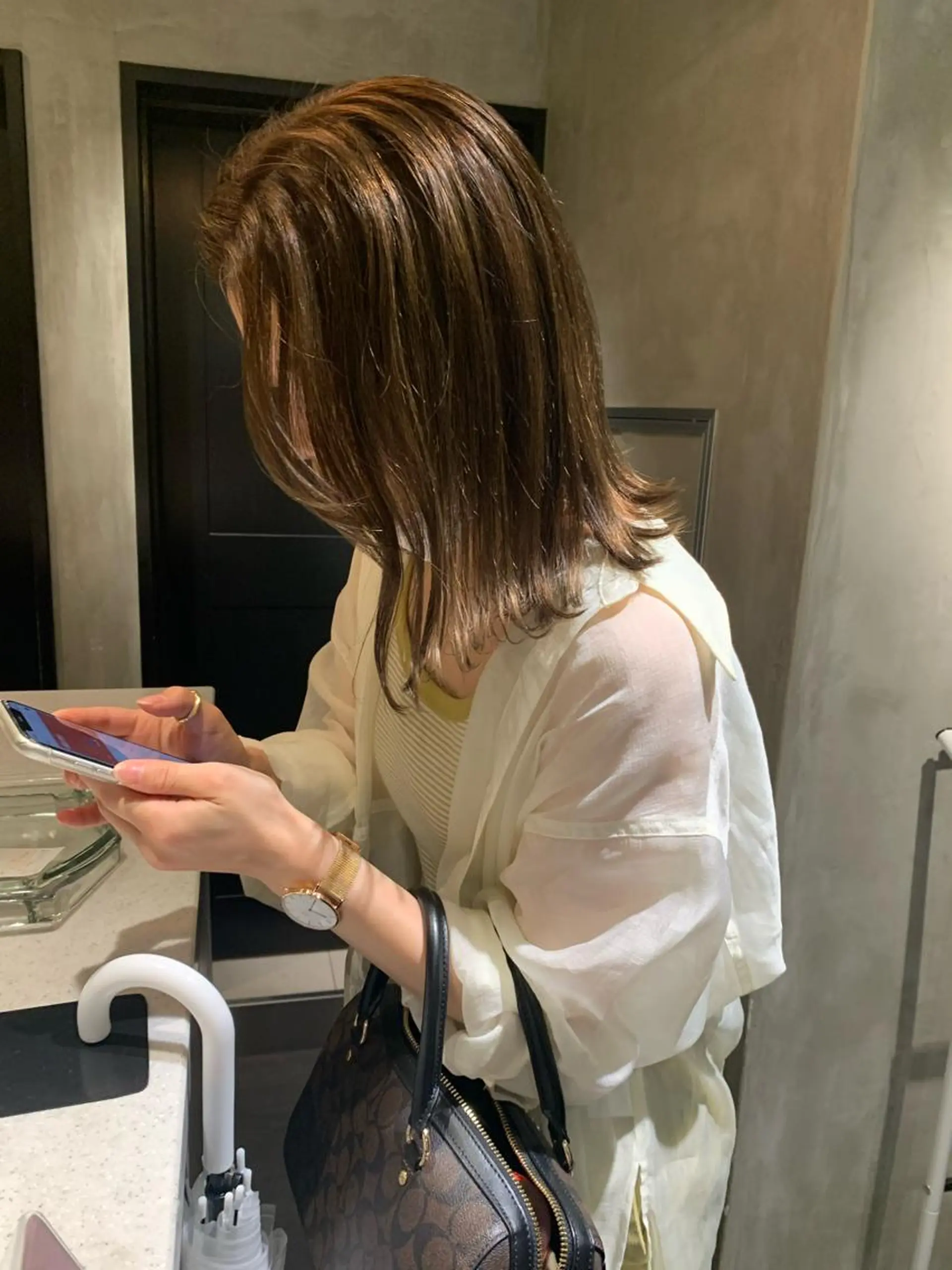 ミディアム カラー カット ヘアカラー トリートメント アンニュイヘア🪽 ayumiのヘアスタイル