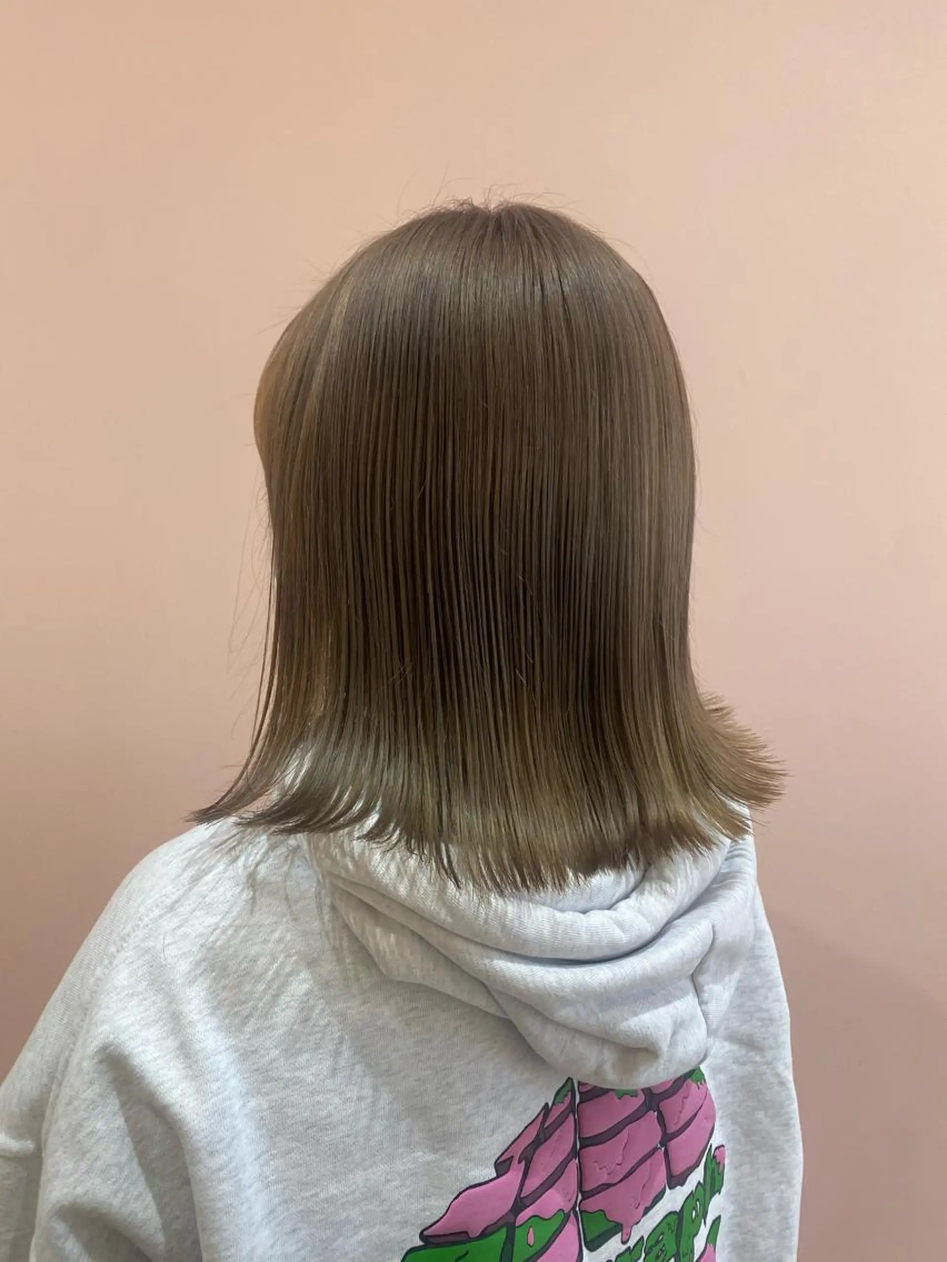 セミロング Vélua/miiu所属・韓国束感まつ毛 /Takaのマツエク・マツパデザイン