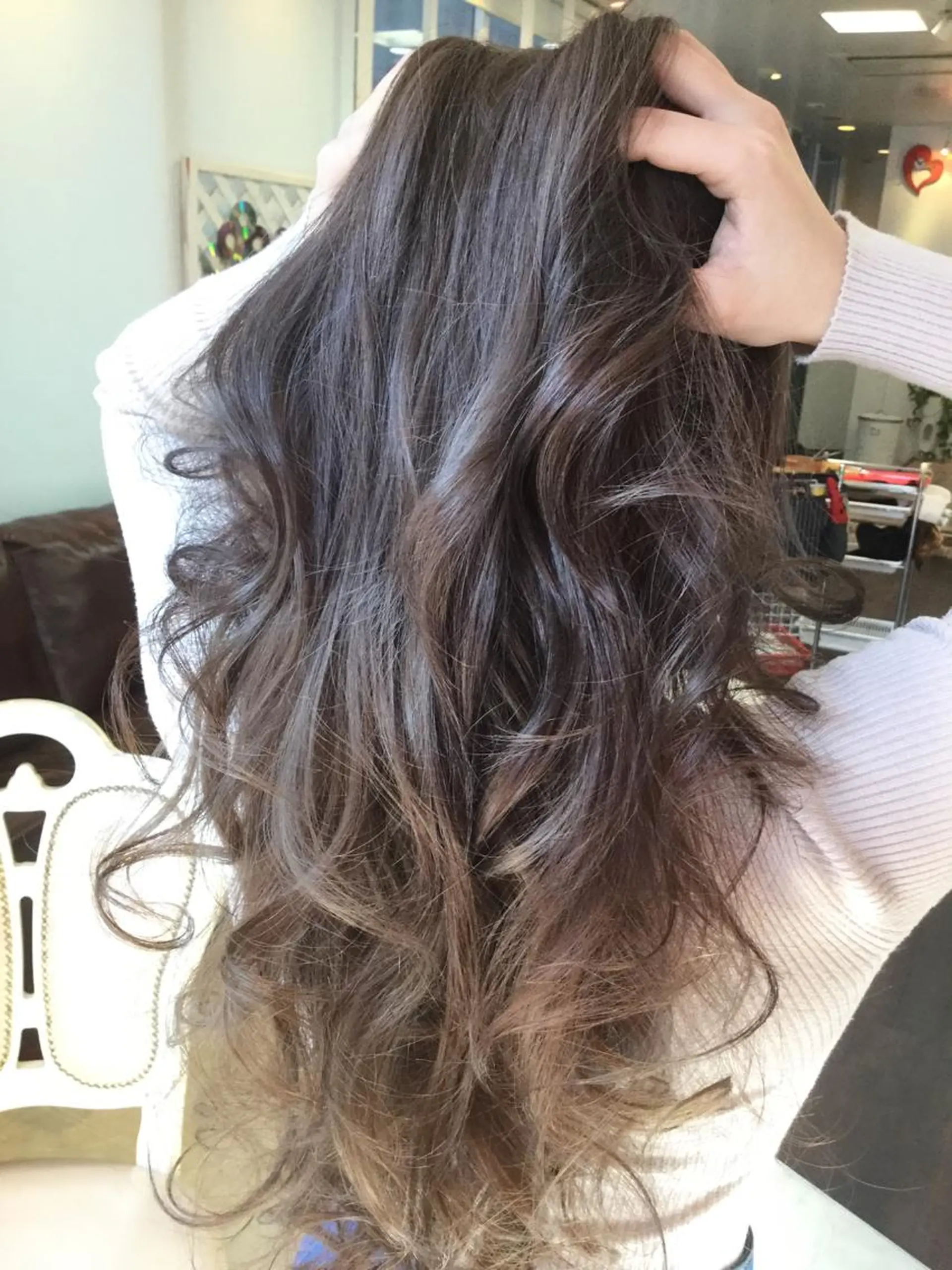 セミロング カラー グラデーションカラー ハイライトカラー ハイライト ヘアカラー 加藤 直樹のヘアスタイル