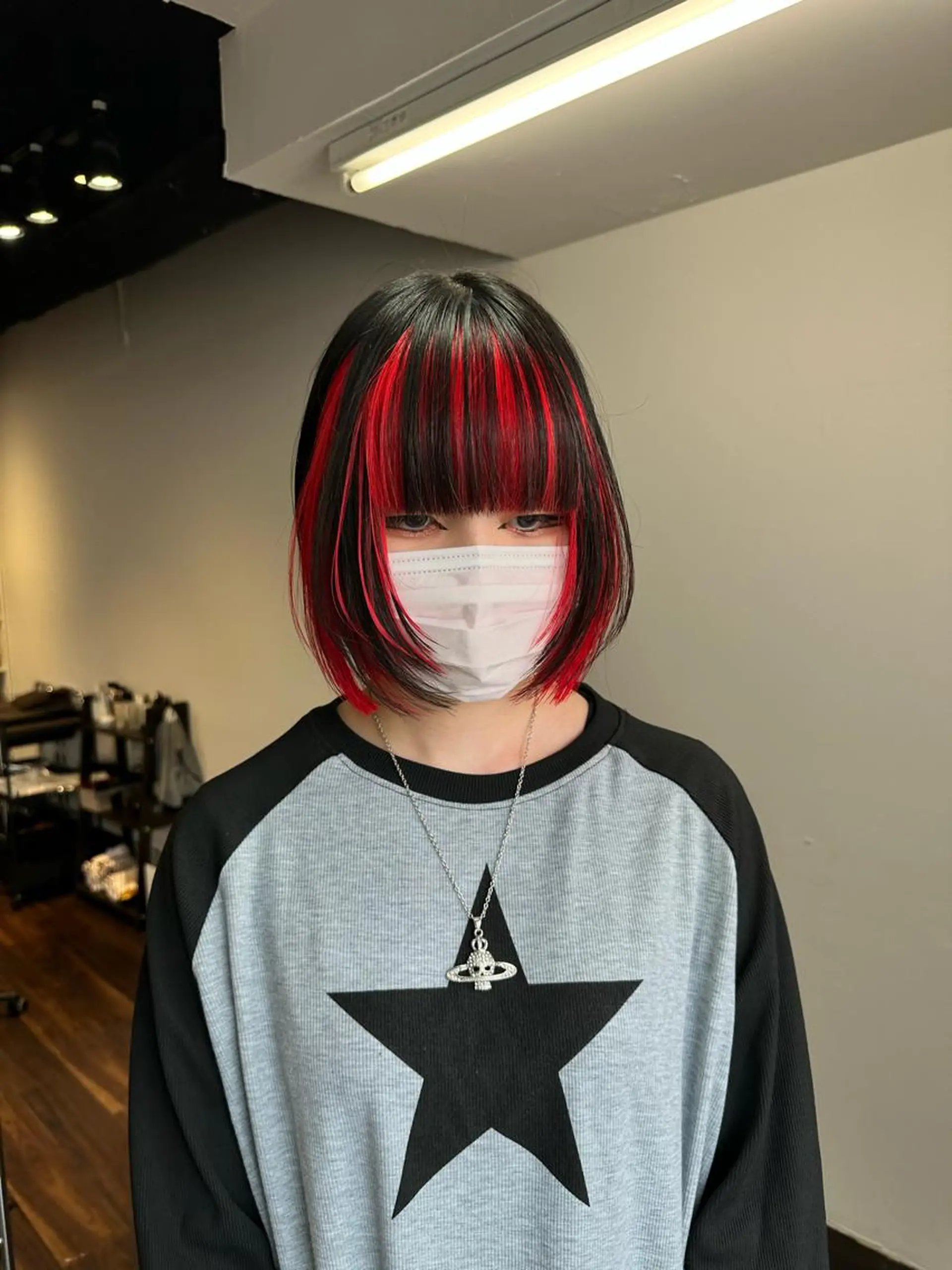 ミディアム カラー アディクシーカラー ブリーチ ケアブリーチ デザインカラー ハイトーンカラー カット ヘアカラー トリートメント ワンホンヘア ケラチン/Kaitoのヘアスタイル