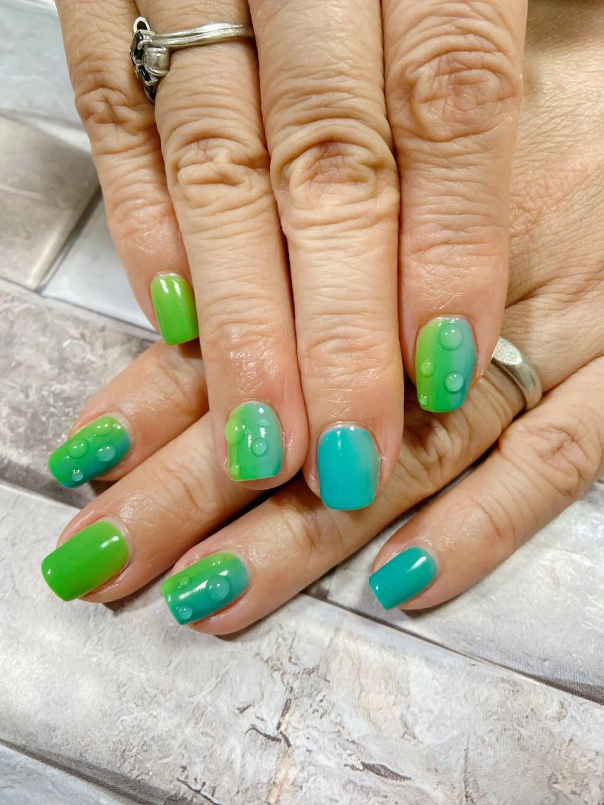 ネイル ハンドネイル フットネイル Lokahi NAILのネイルデザイン