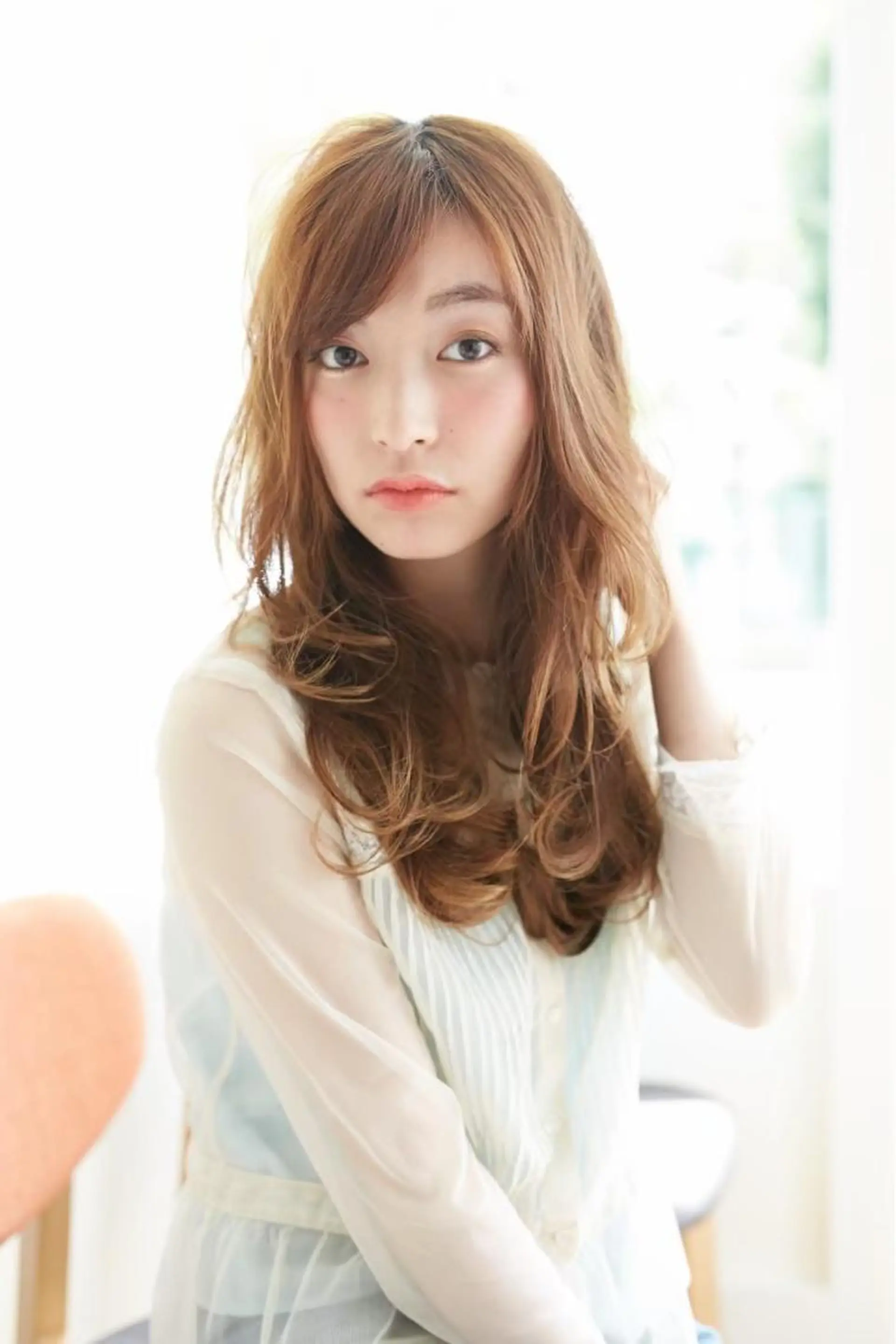 ロング ロングレイヤー レイヤーカット ロング ボブカット 佐々木 祐太のヘアスタイル