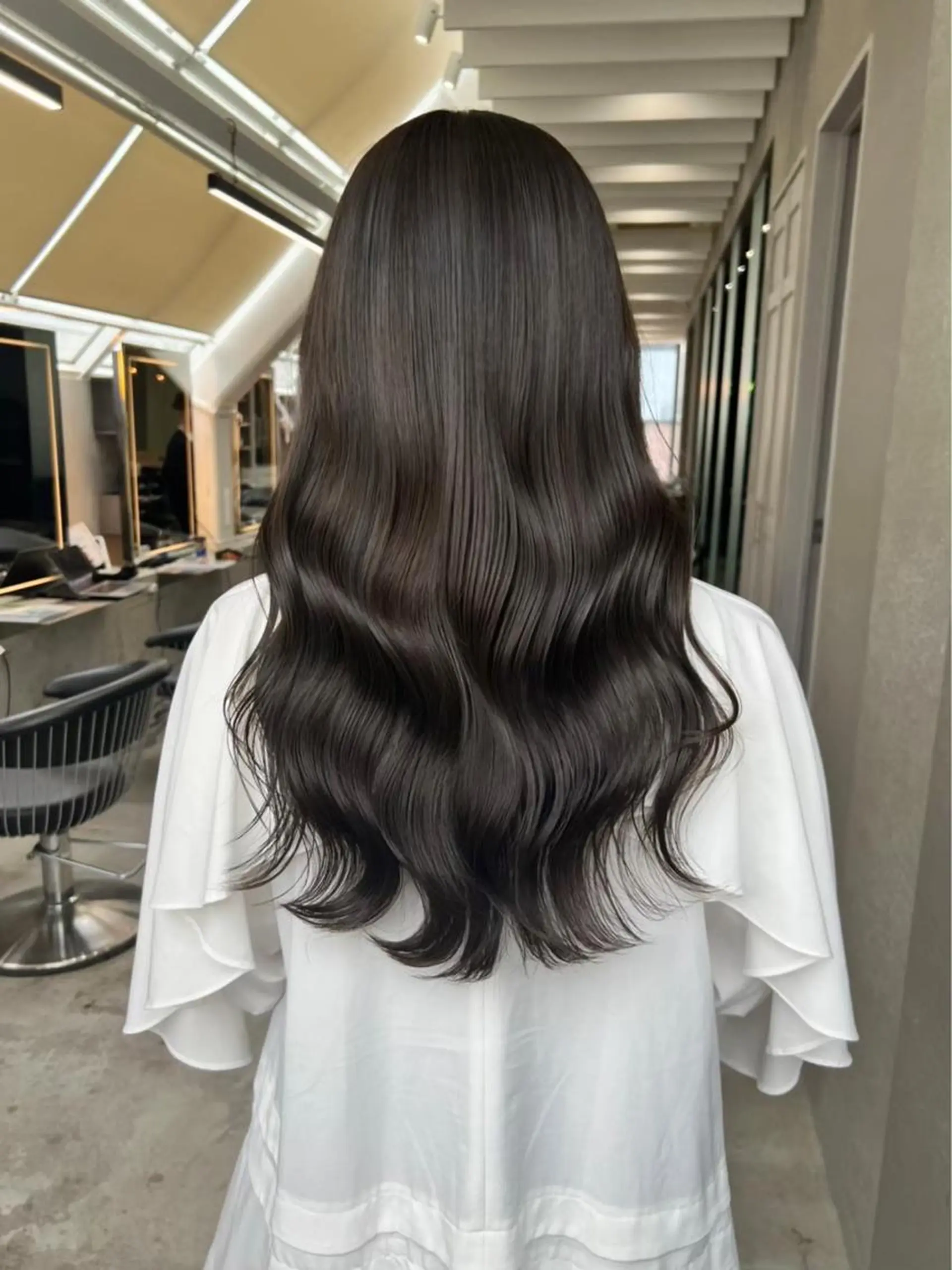 ロング カラー グレージュ カット ヘアカラー トリートメント 縮毛矯正/髪質改善/ レイヤー/石井龍のヘアスタイル