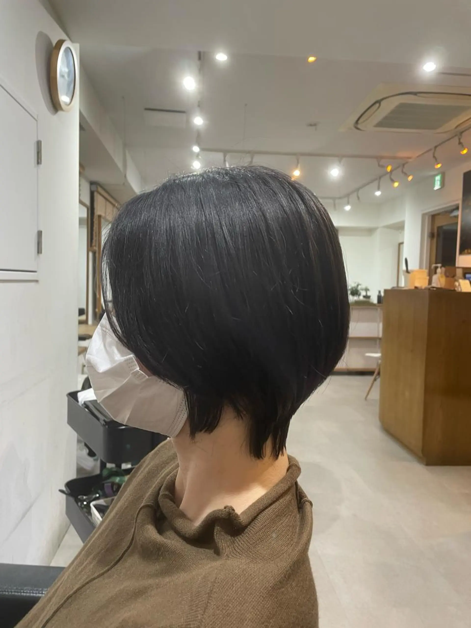 ショート 🐬脱白髪染めカラー 清水大世🐬のヘアスタイル