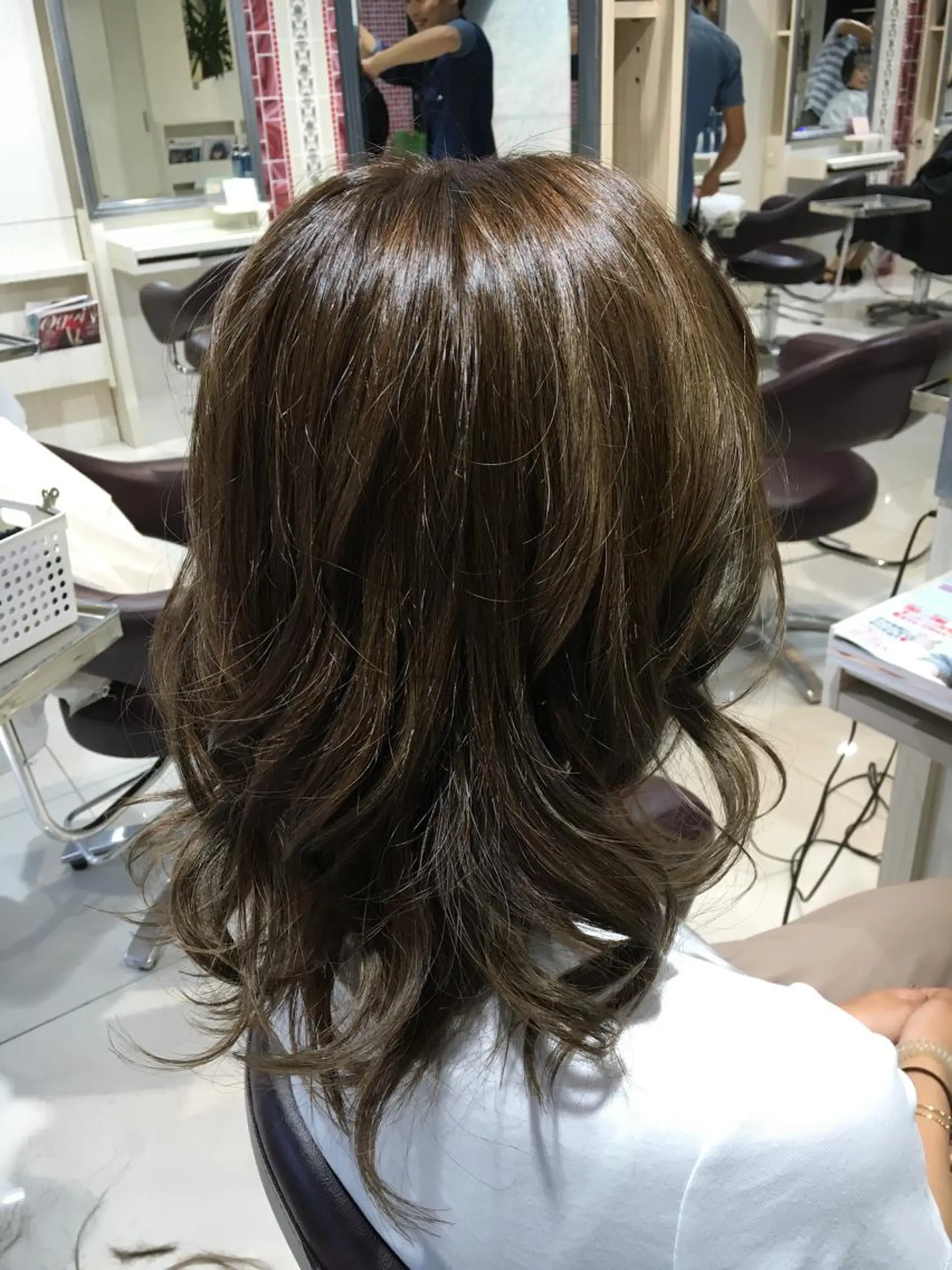 ミディアム セミロング ロング カラー パーマ アッシュ アッシュグレー ダブルカラー ✨艶髪✨透明感✨ 山内大樹のヘアスタイル