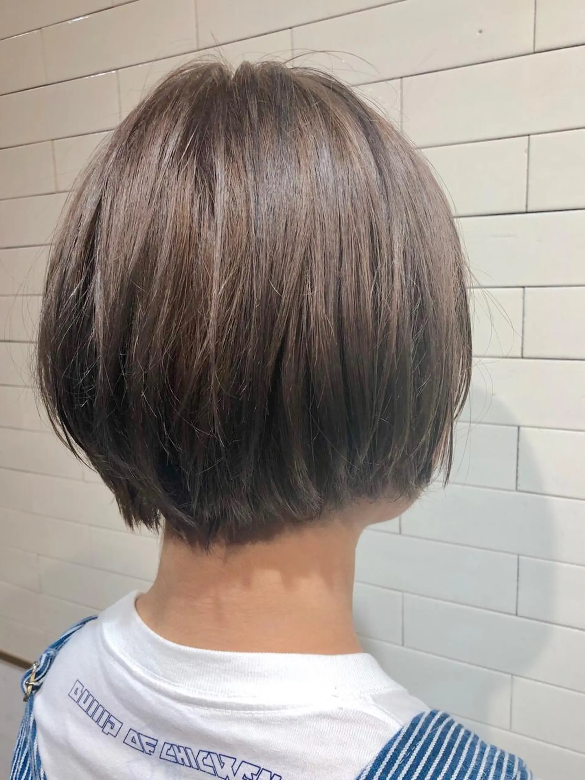 ショート カラー 🤍髪質改善➕透明感 カラー🤍川上葵のヘアスタイル