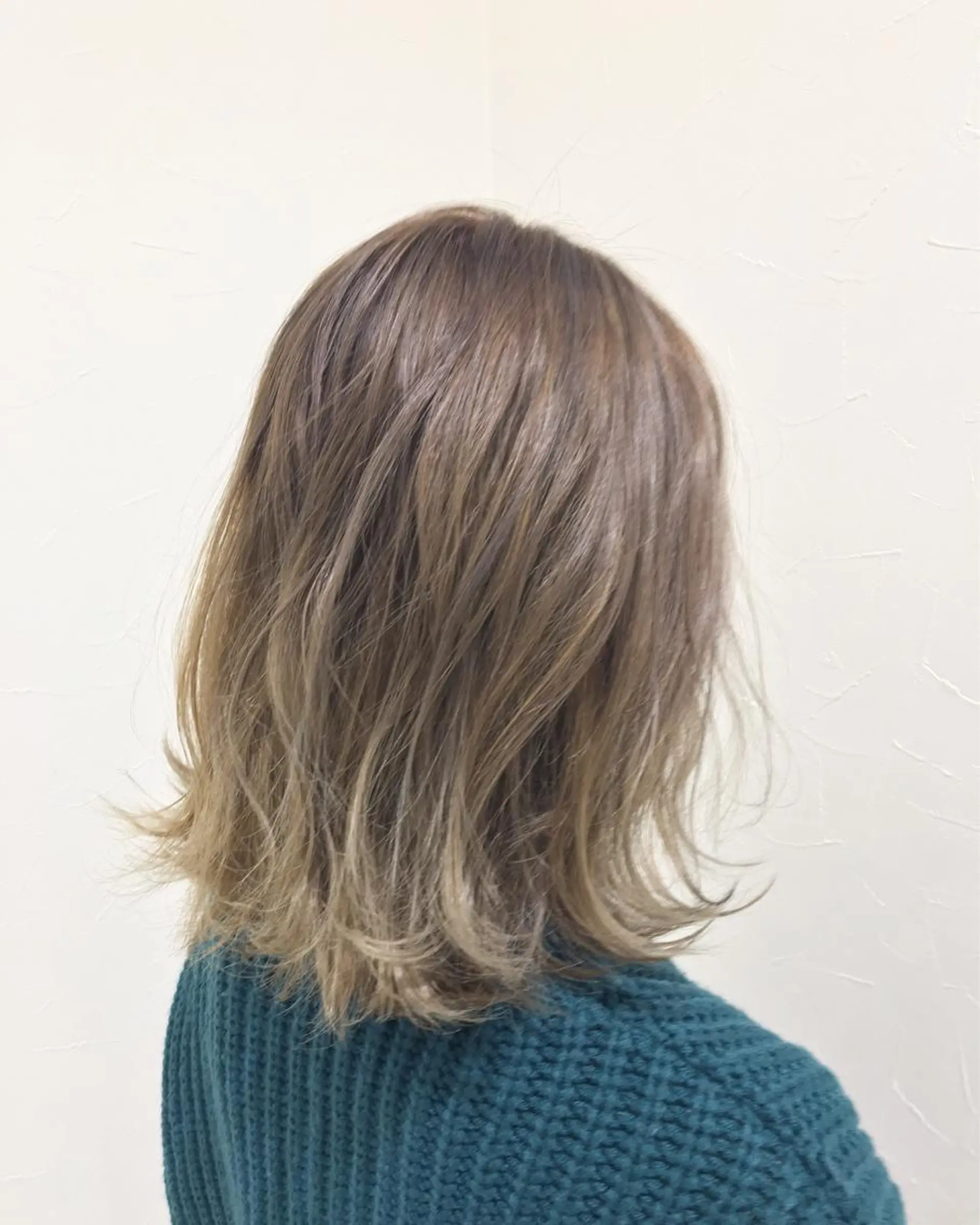 カラー MERu所属・MERu/高橋裕之 /レイヤー/艶カラーのヘアスタイル