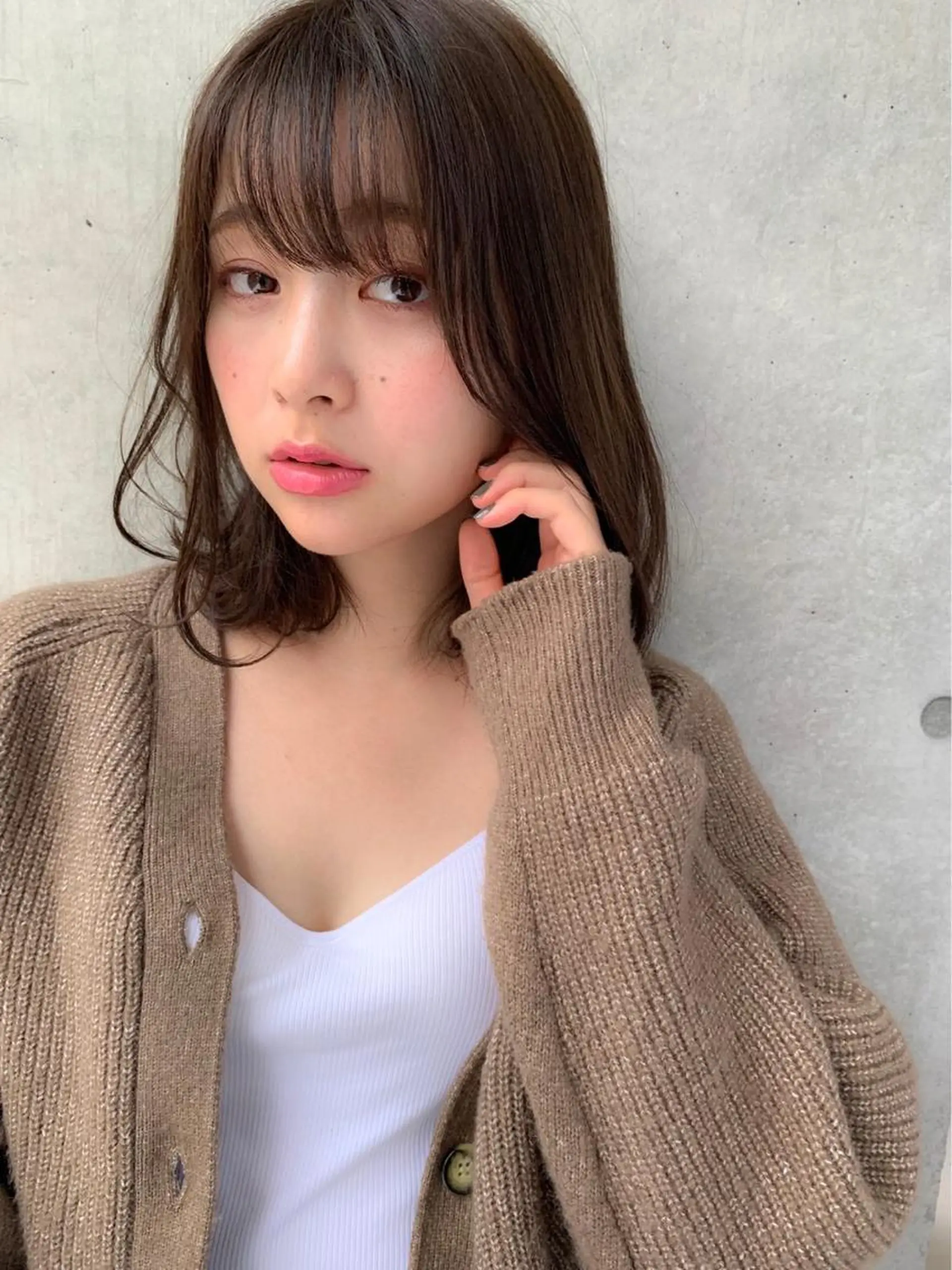 ミディアム カラー 赤み消し韓国ヘア レイヤー縮毛🤍渡邉のヘアスタイル