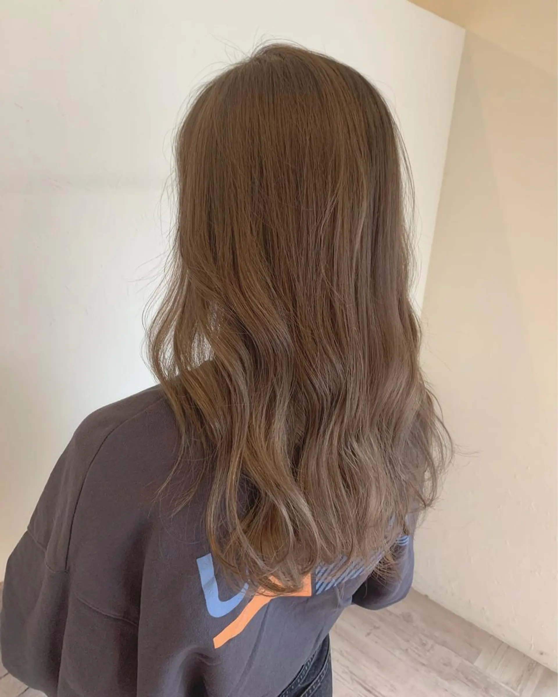 カラー 山本 鮎里のマツエク・マツパデザイン