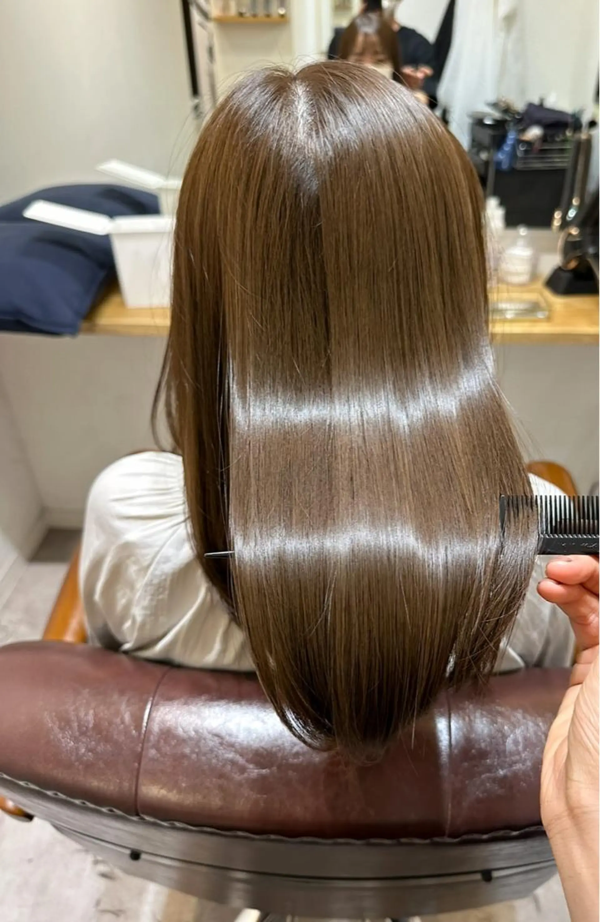 セミロング セミロングパーマ ボブ デート ハイライト 髪質改善 ヘアカラー トリートメント 【20代ダメージ毛に 髪質改善】のヘアスタイル