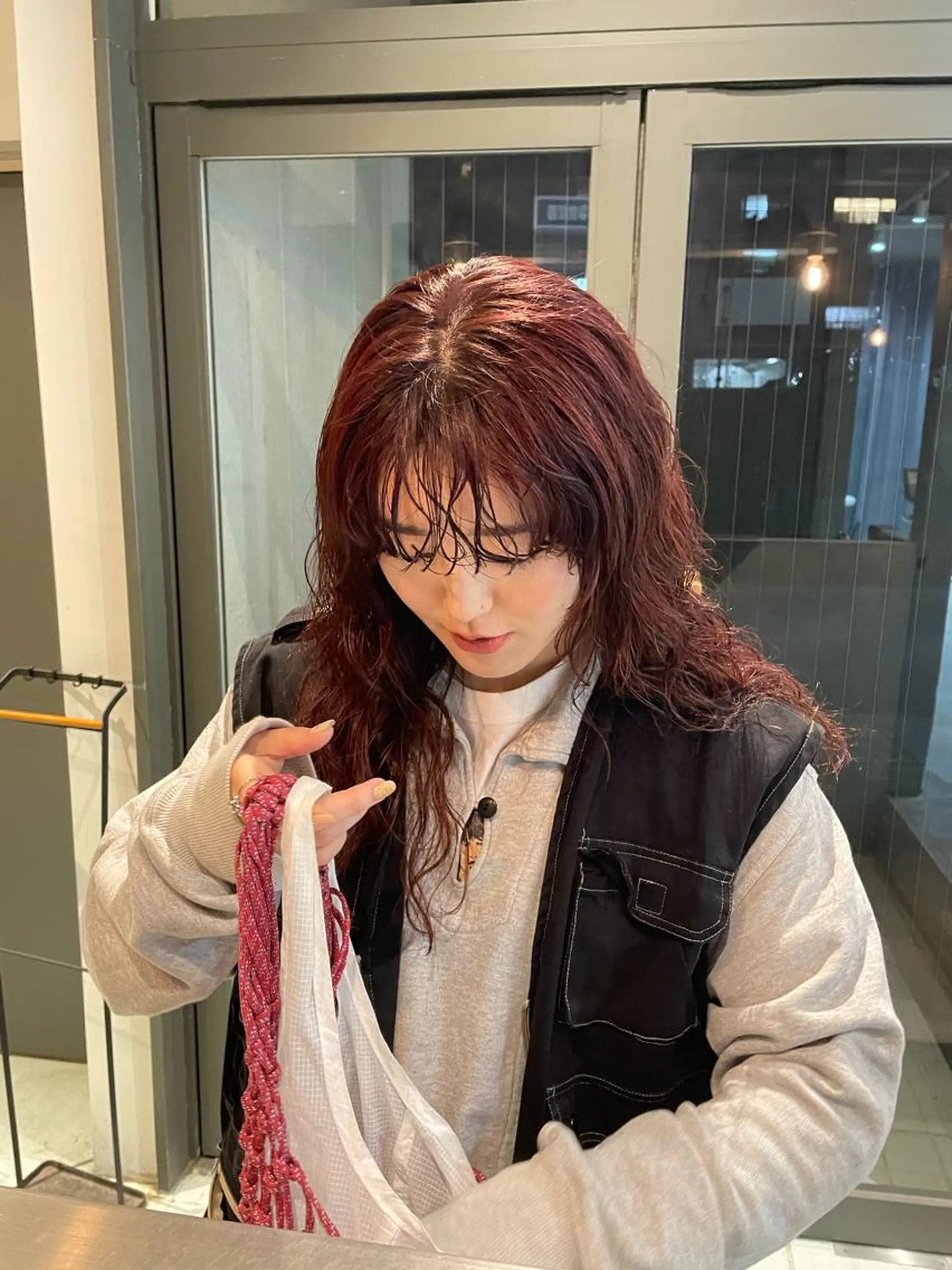 ロング カラー soi 小島陽香のヘアスタイル