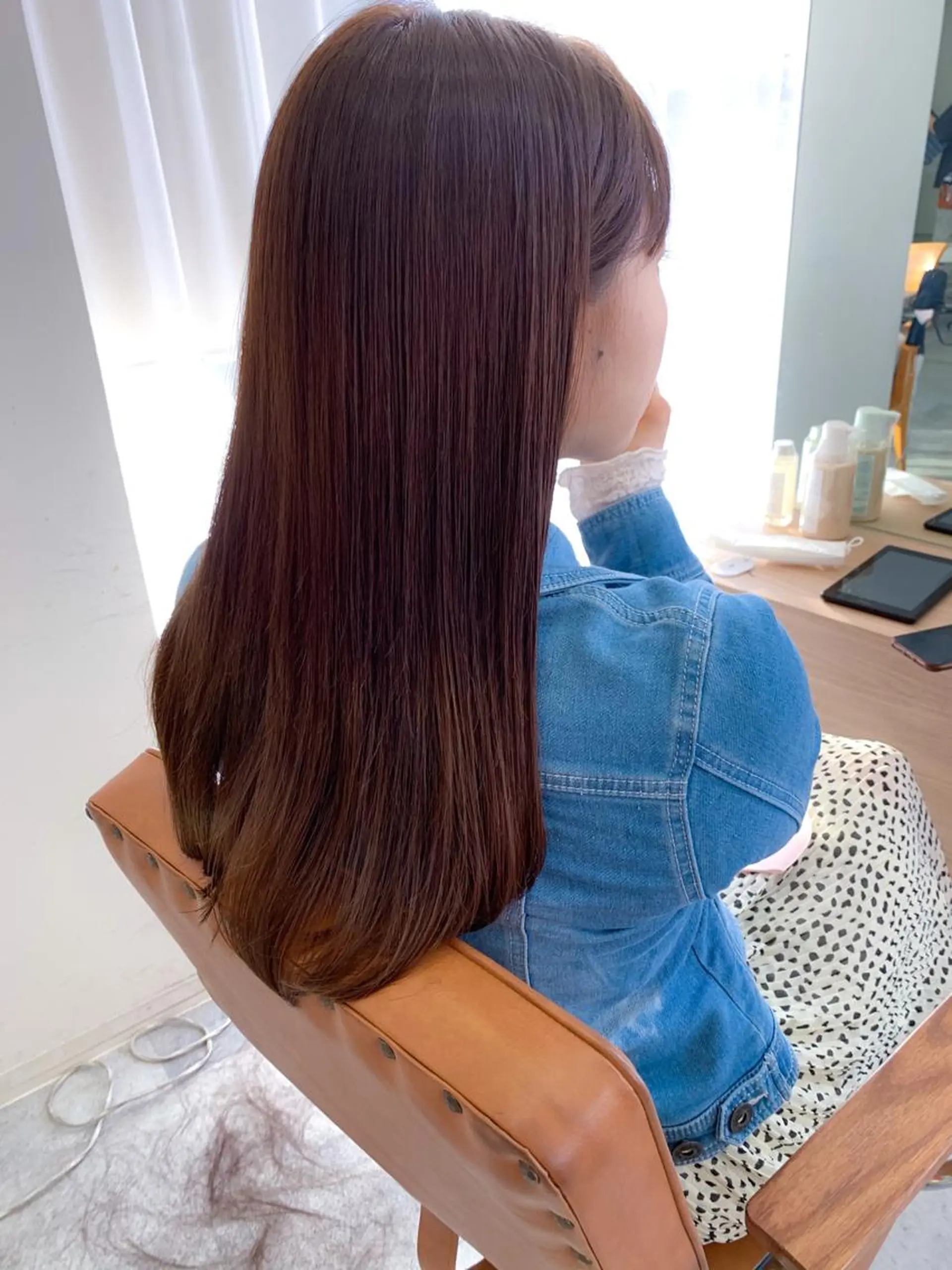 ロング カラー アッシュ ブリーチ ケアブリーチ 透明感カラー ダブルカラー モリシュンスケ /レイヤー/髪質改善のヘアスタイル