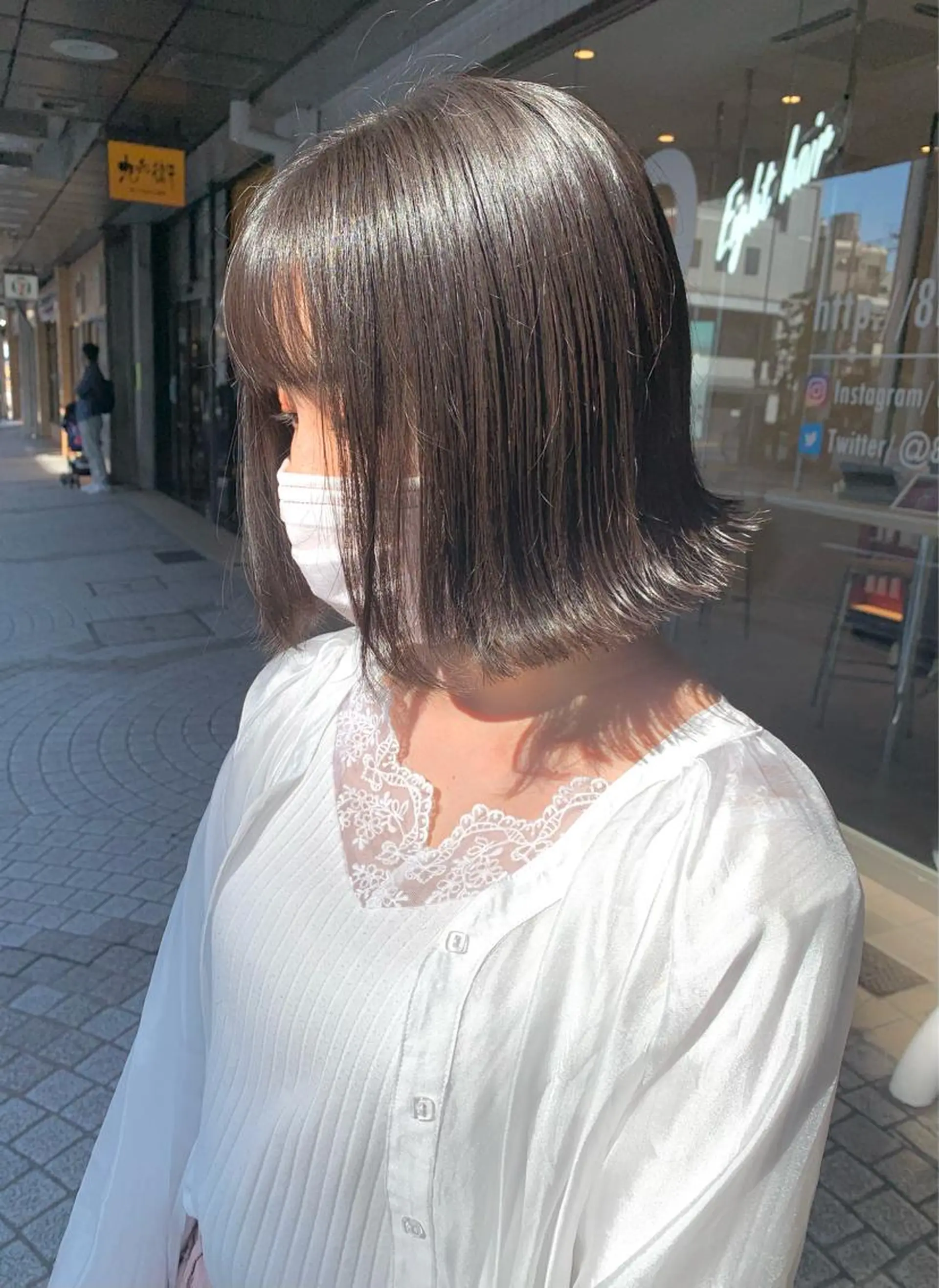 ミディアム みなもと ちはるのヘアスタイル