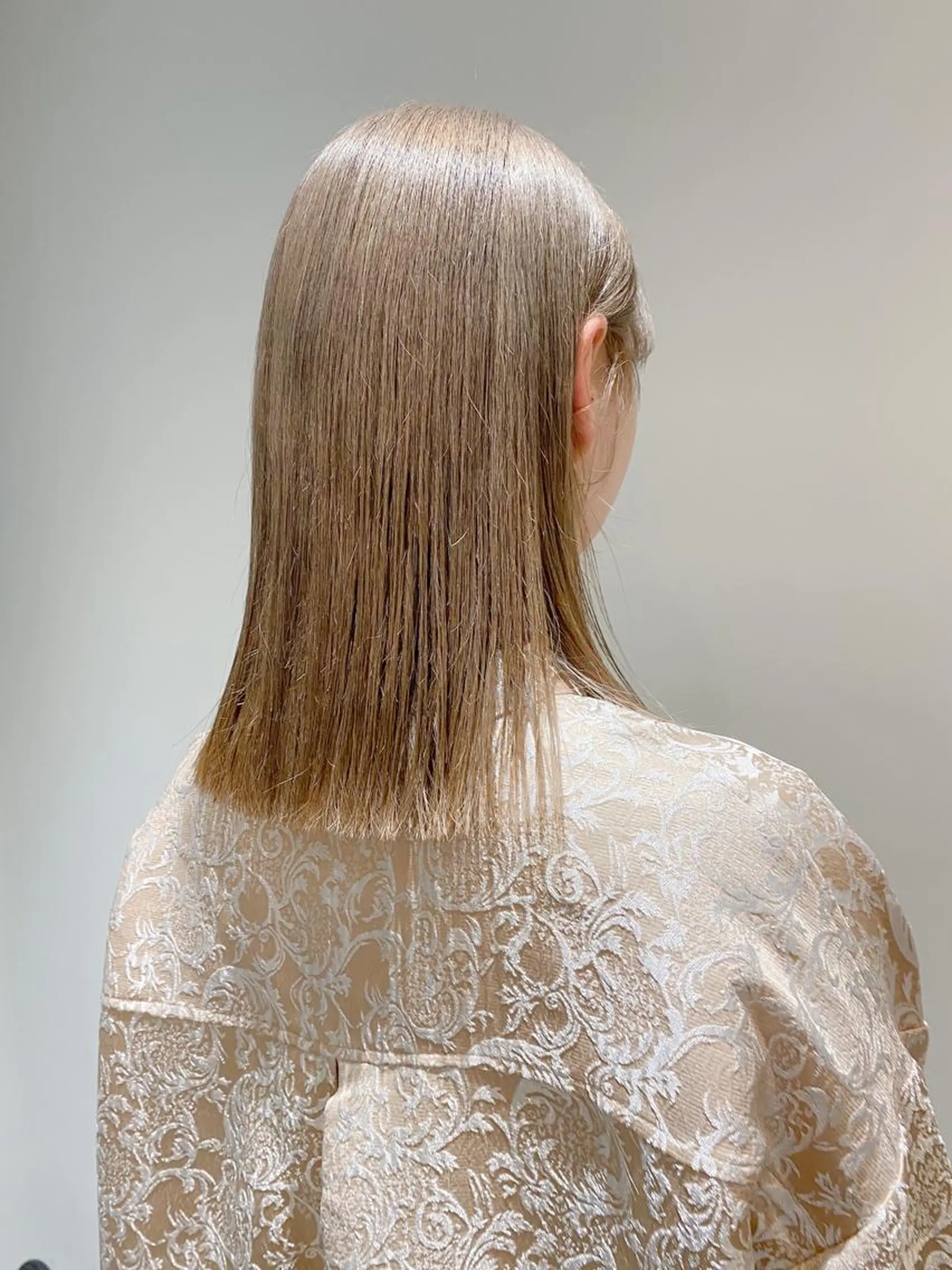 ミディアム カラー ハイトーンカラー Nancy所属・束感まつげ❤︎ あみのマツエク・マツパデザイン