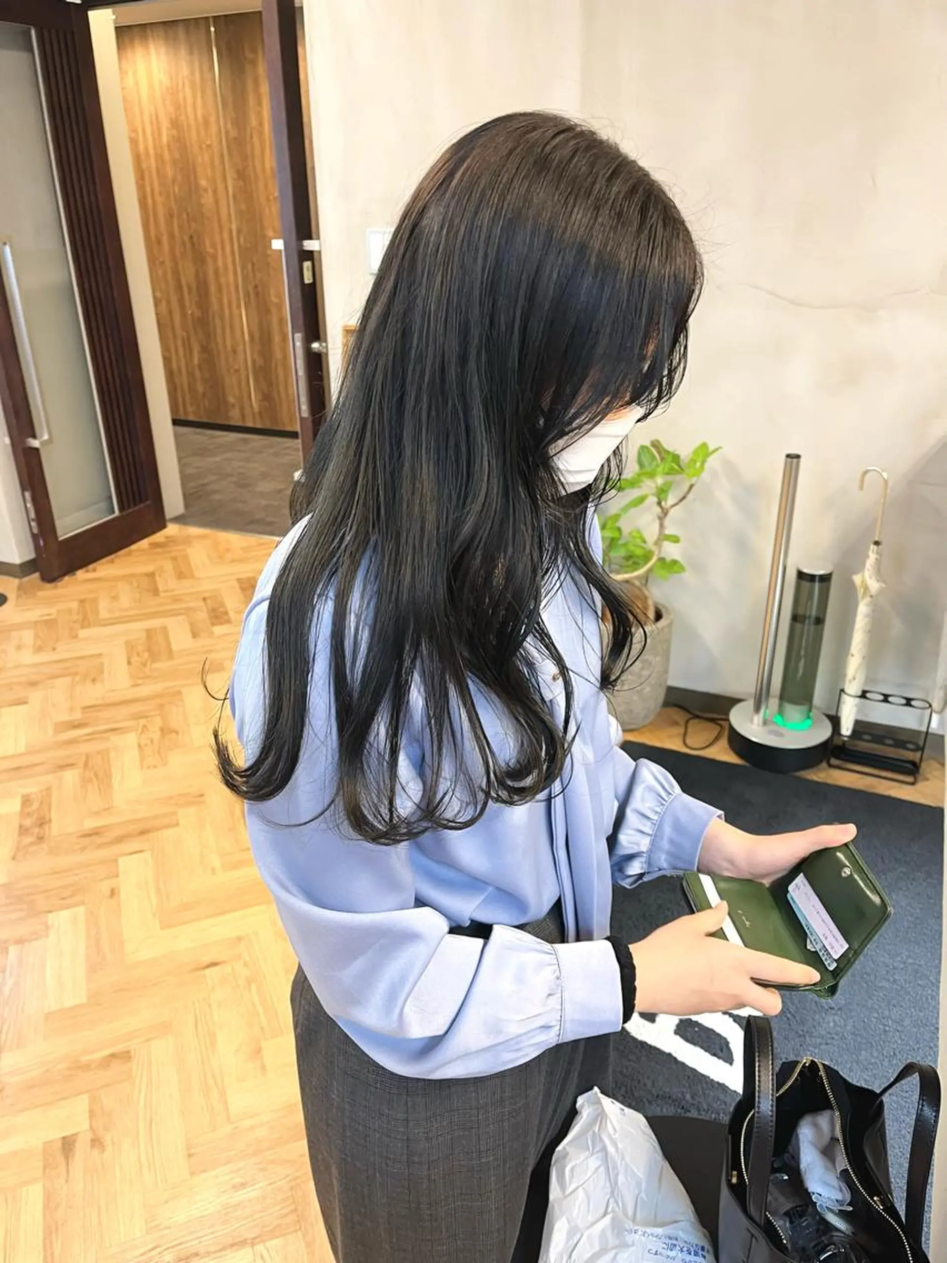 ロング カラー ブリーチ esu西梅田所属・ena/ブリーチなし 透明感・レイヤー🎀のヘアスタイル