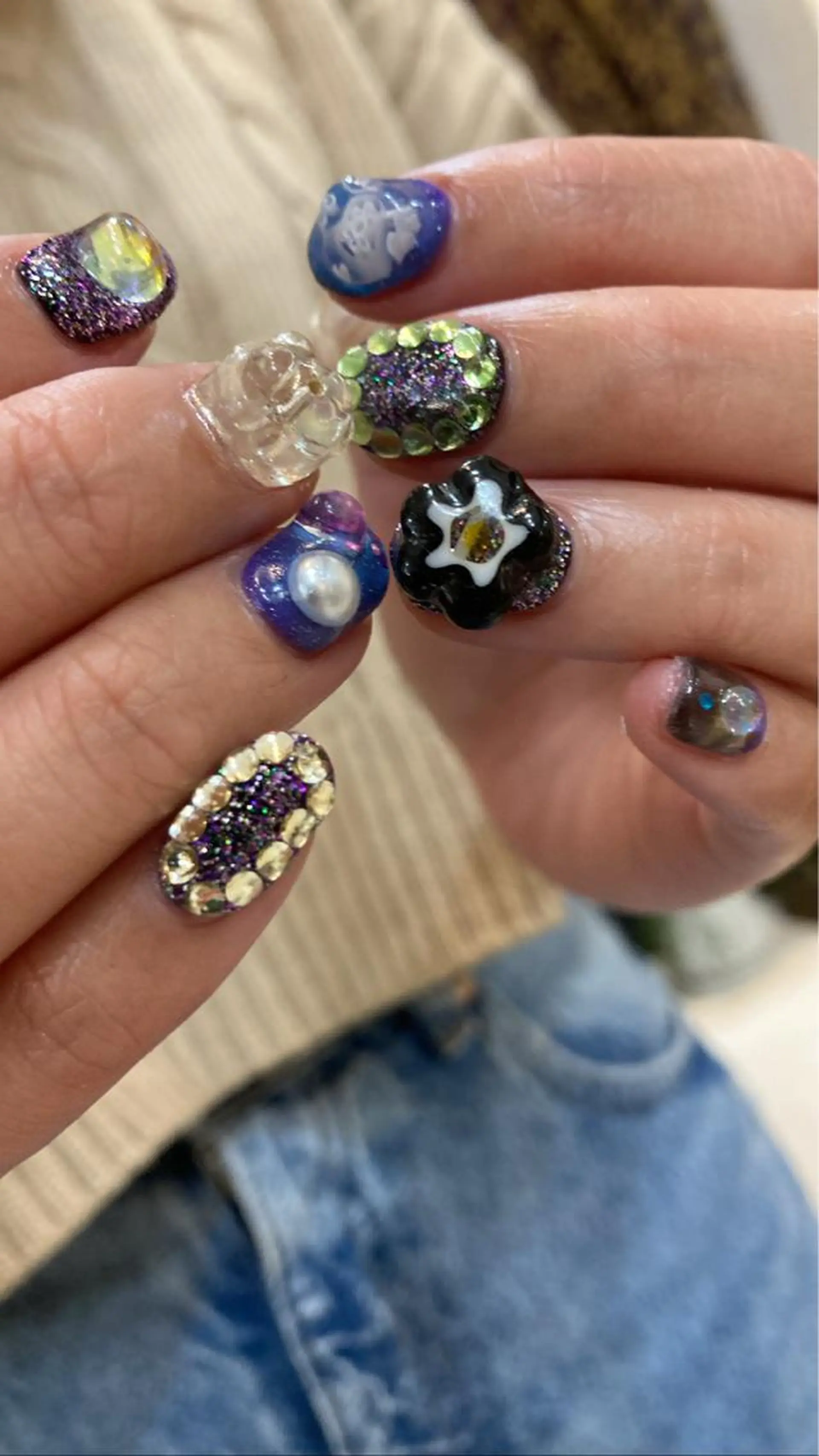 ネイル nailsalon hue所属・小山 羽奈のネイルデザイン