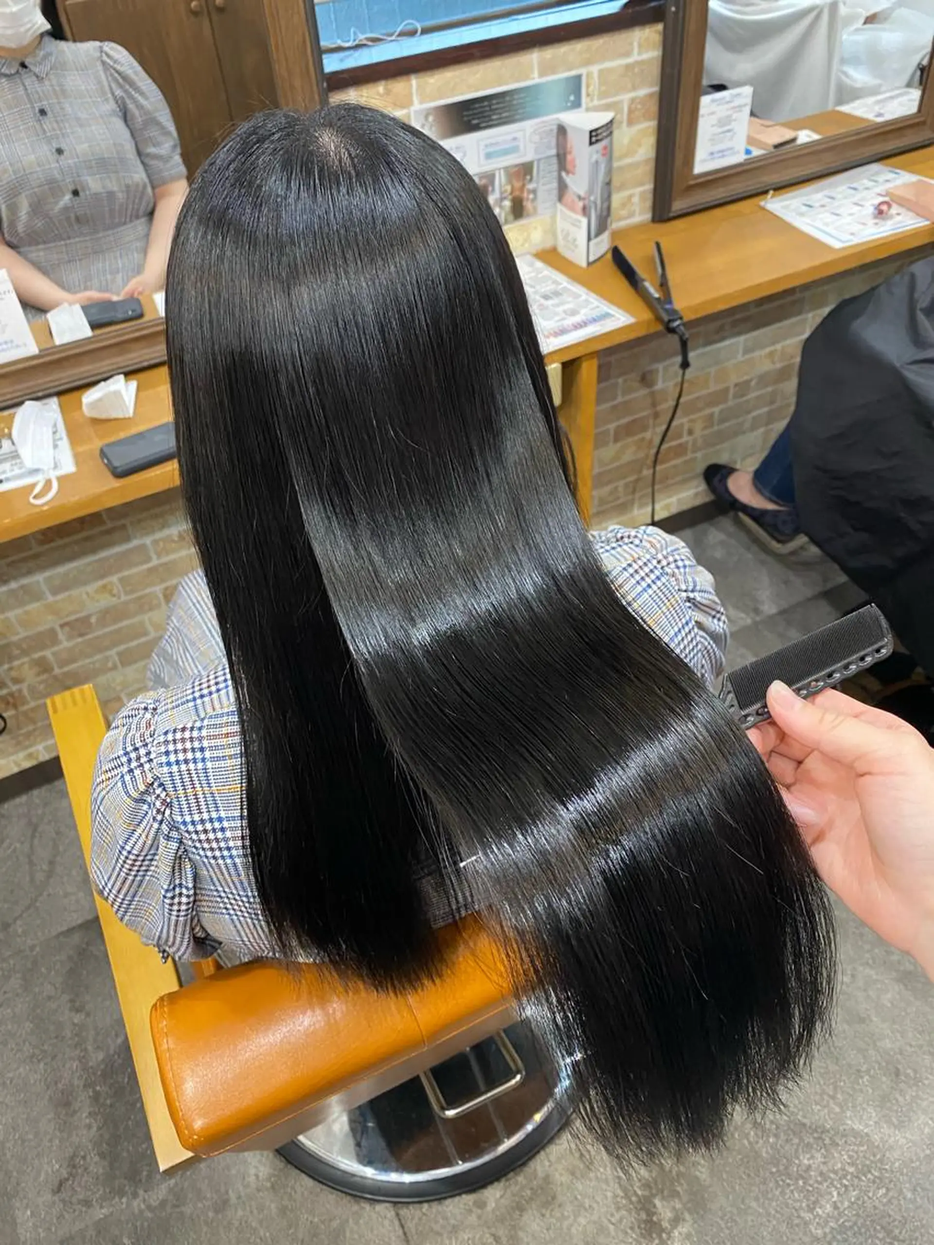 ロング カット 縮毛矯正 トリートメント 美髪ヘア 🤍erikaのヘアスタイル