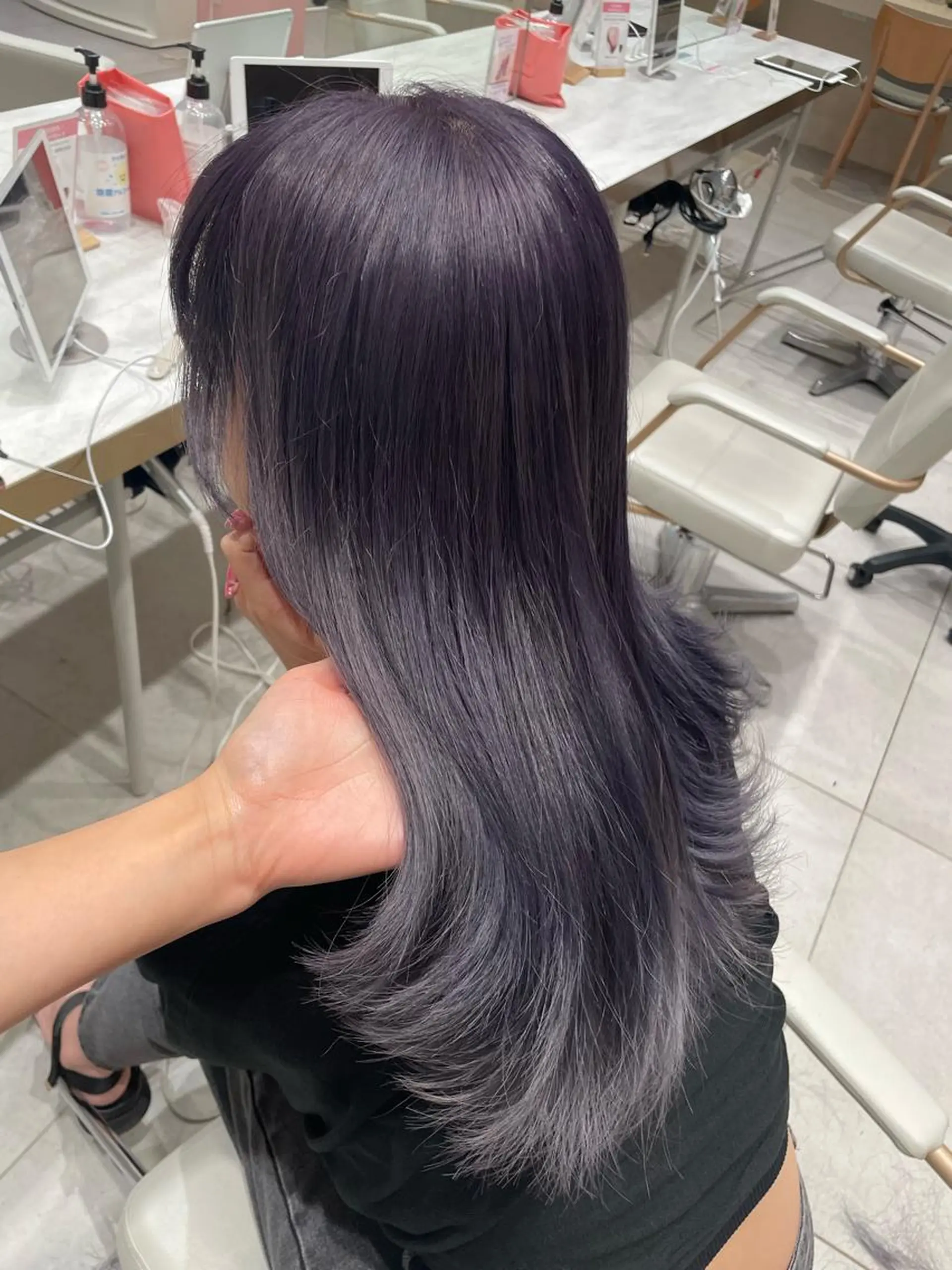 セミロング カラー Toiro所属・🤎小顔レイヤー /ベージュ🤎友香のヘアスタイル