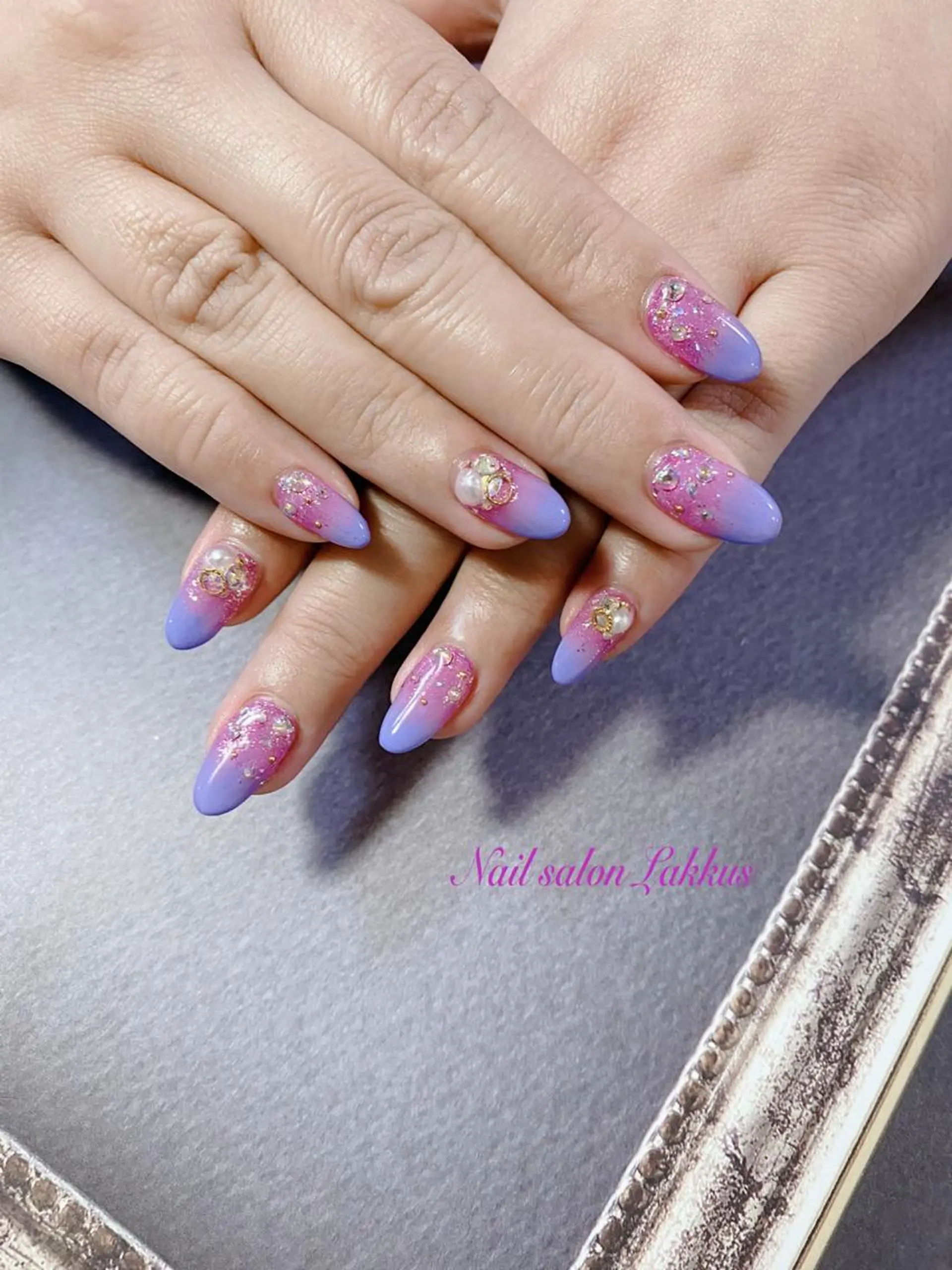 ネイル Lakkus T－CHIのネイルデザイン