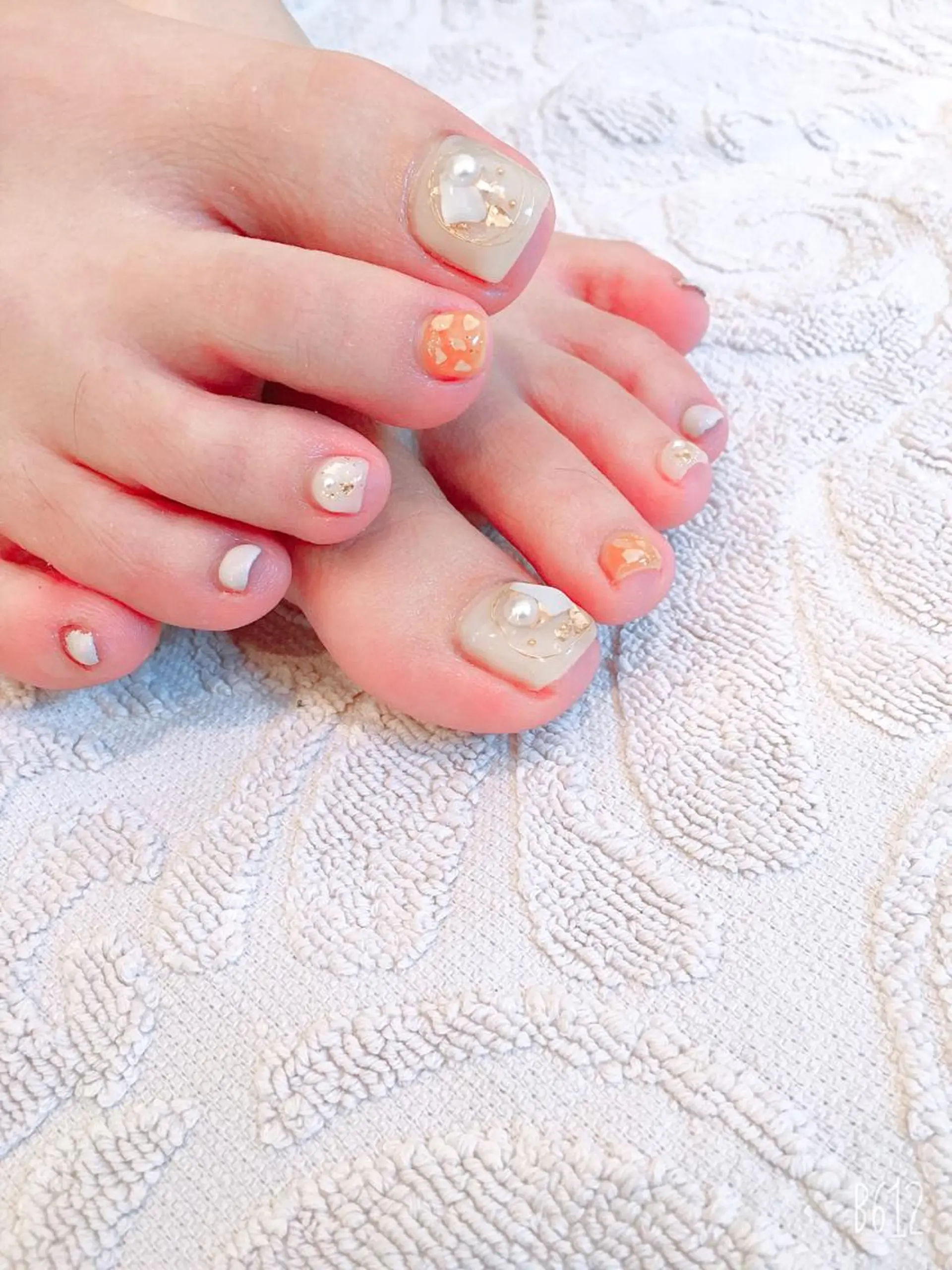 ネイル ニュアンスネイル nailsalon SIMB.のネイルデザイン