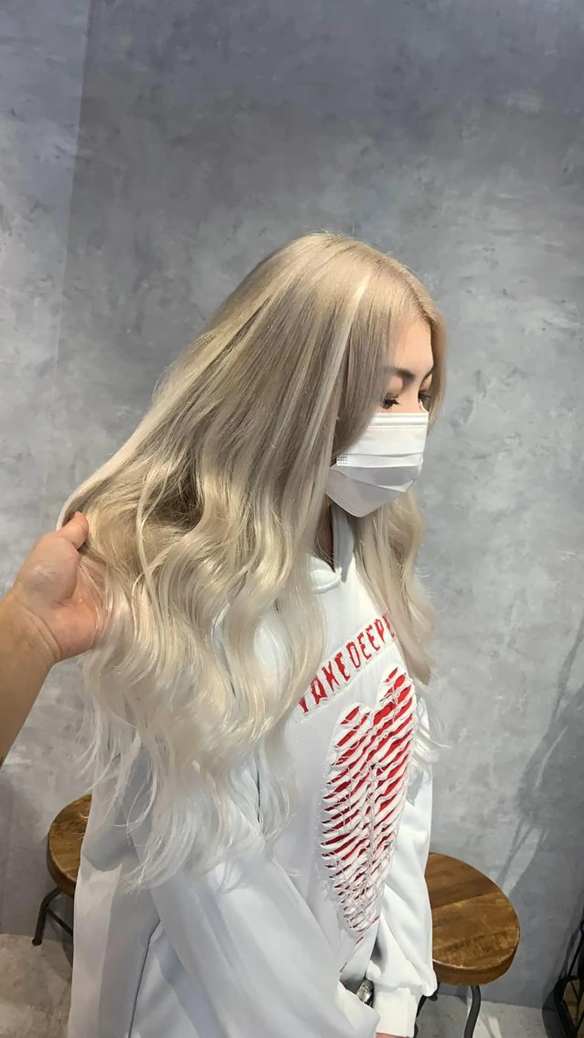 ロング 派手髪支持率No1 Eisukeのヘアスタイル