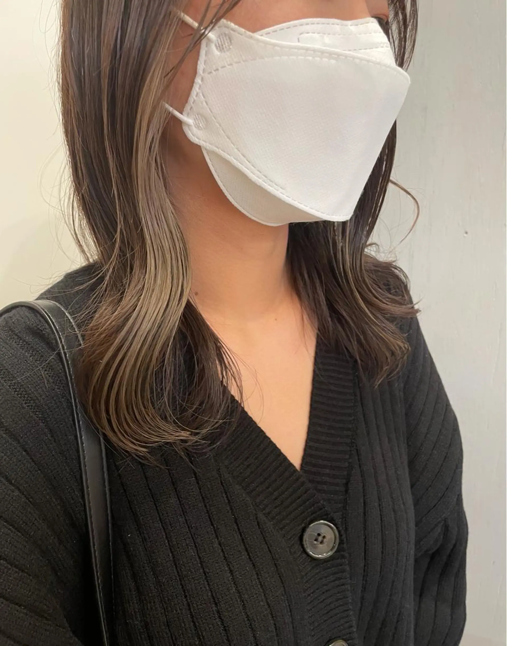 ミディアム カラー ベージュカラー イヤリングカラー カノエ 乃木店のヘアスタイル