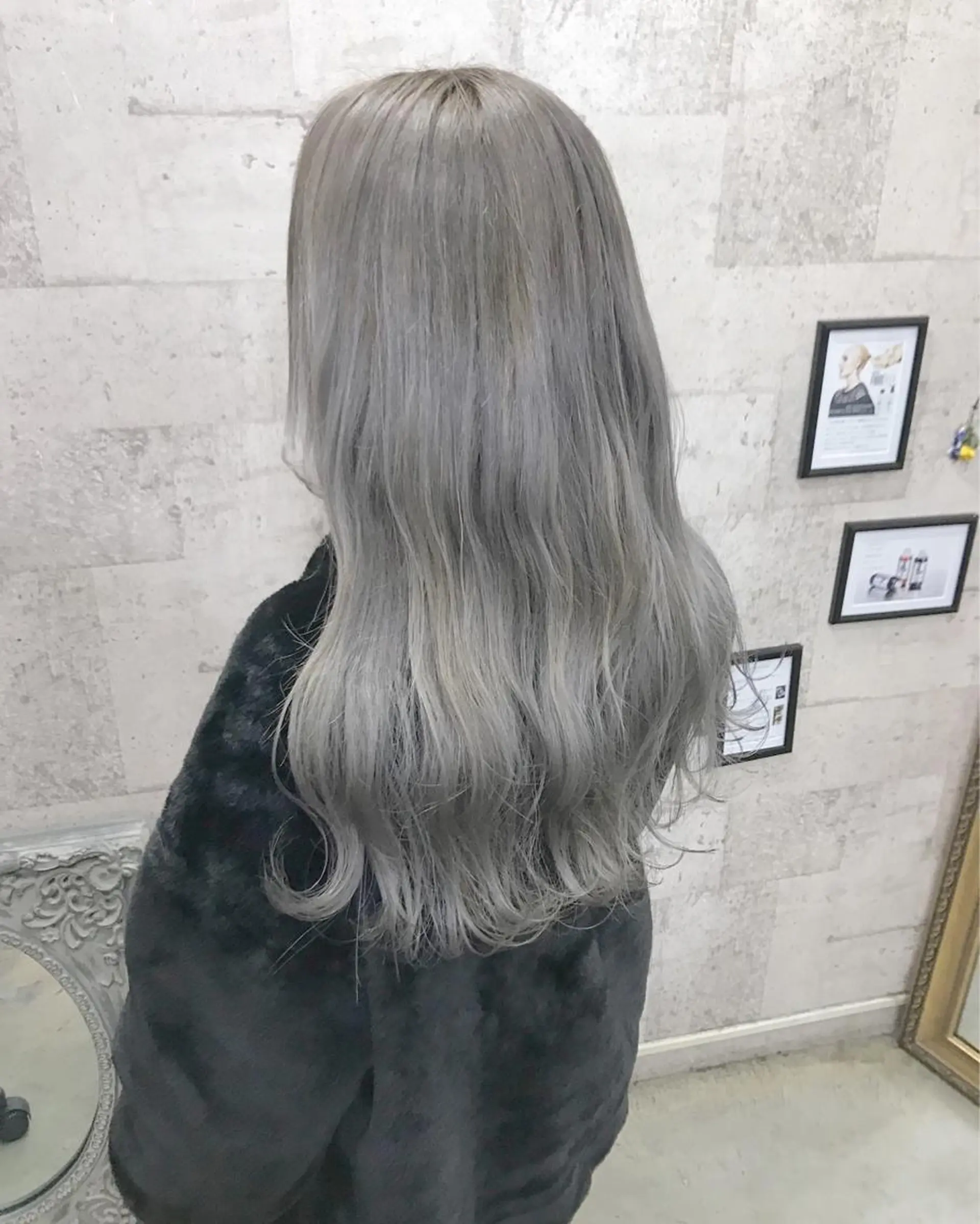 ロング カラー ブリーチ インナーカラー/天神 ブリーチ/吉田のヘアスタイル