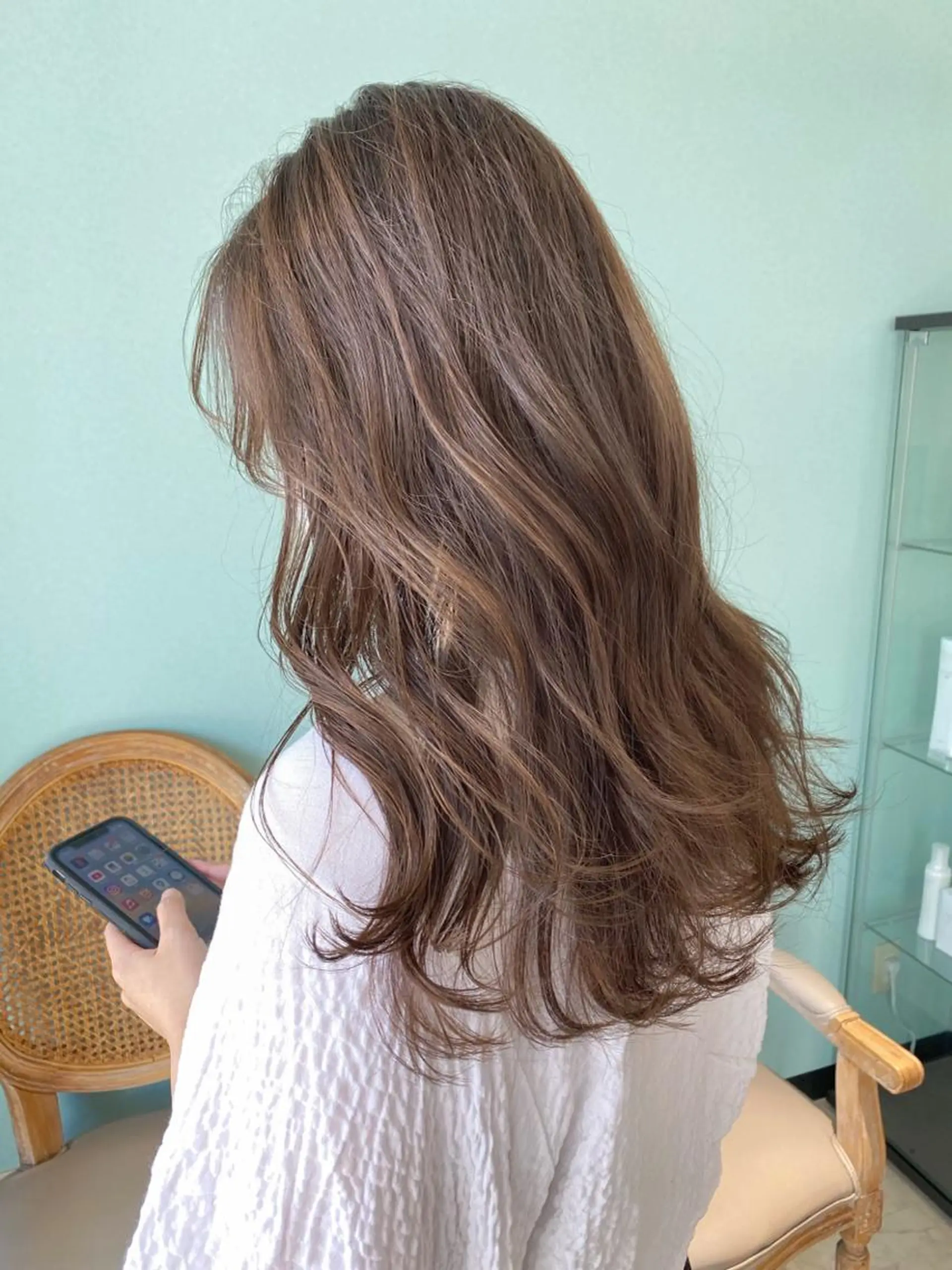 ロング カラー 藤井 貴美子のヘアスタイル