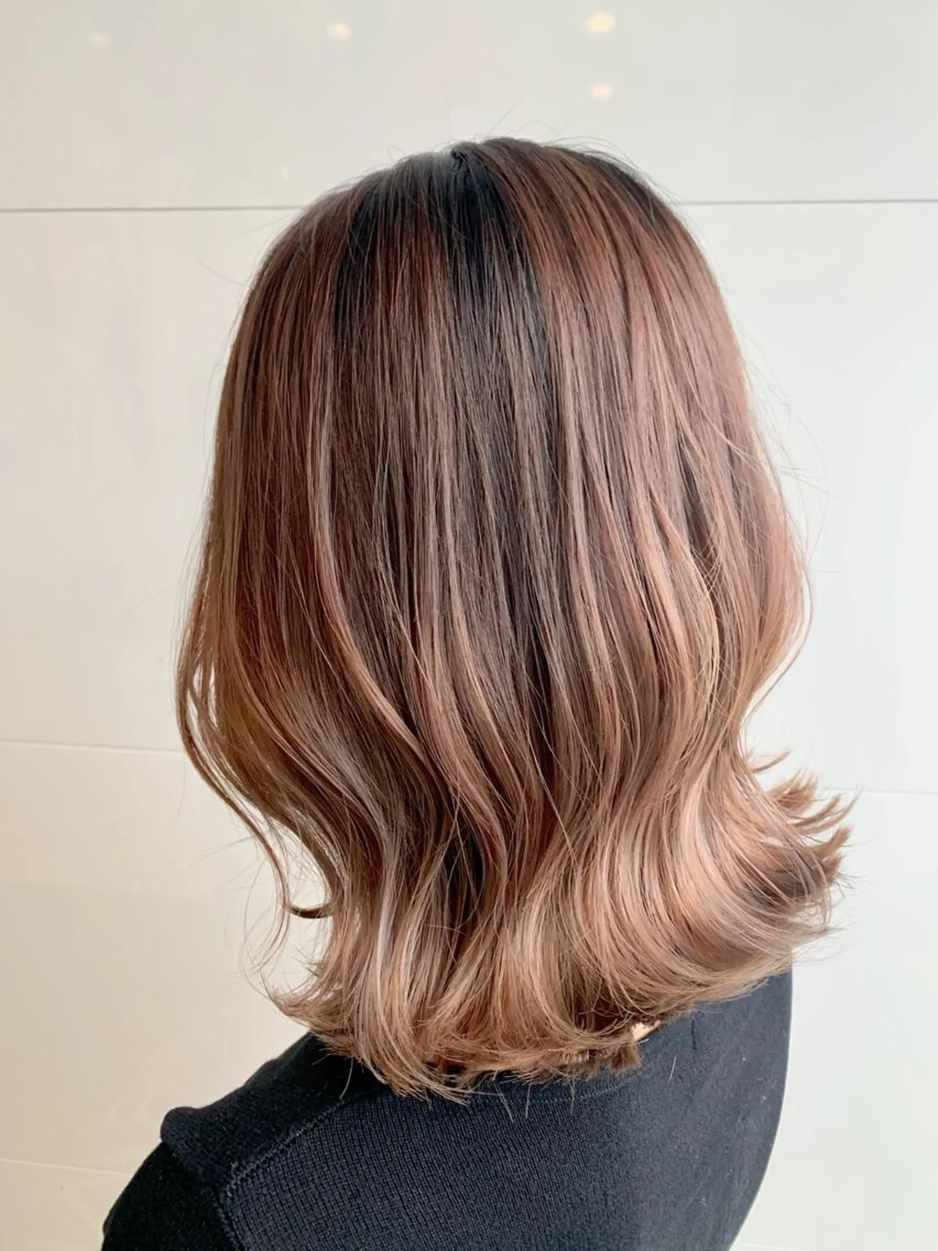 ミディアム レイヤーカット カット ヘアカラー トリートメント slow所属・名取 純平のヘアスタイル