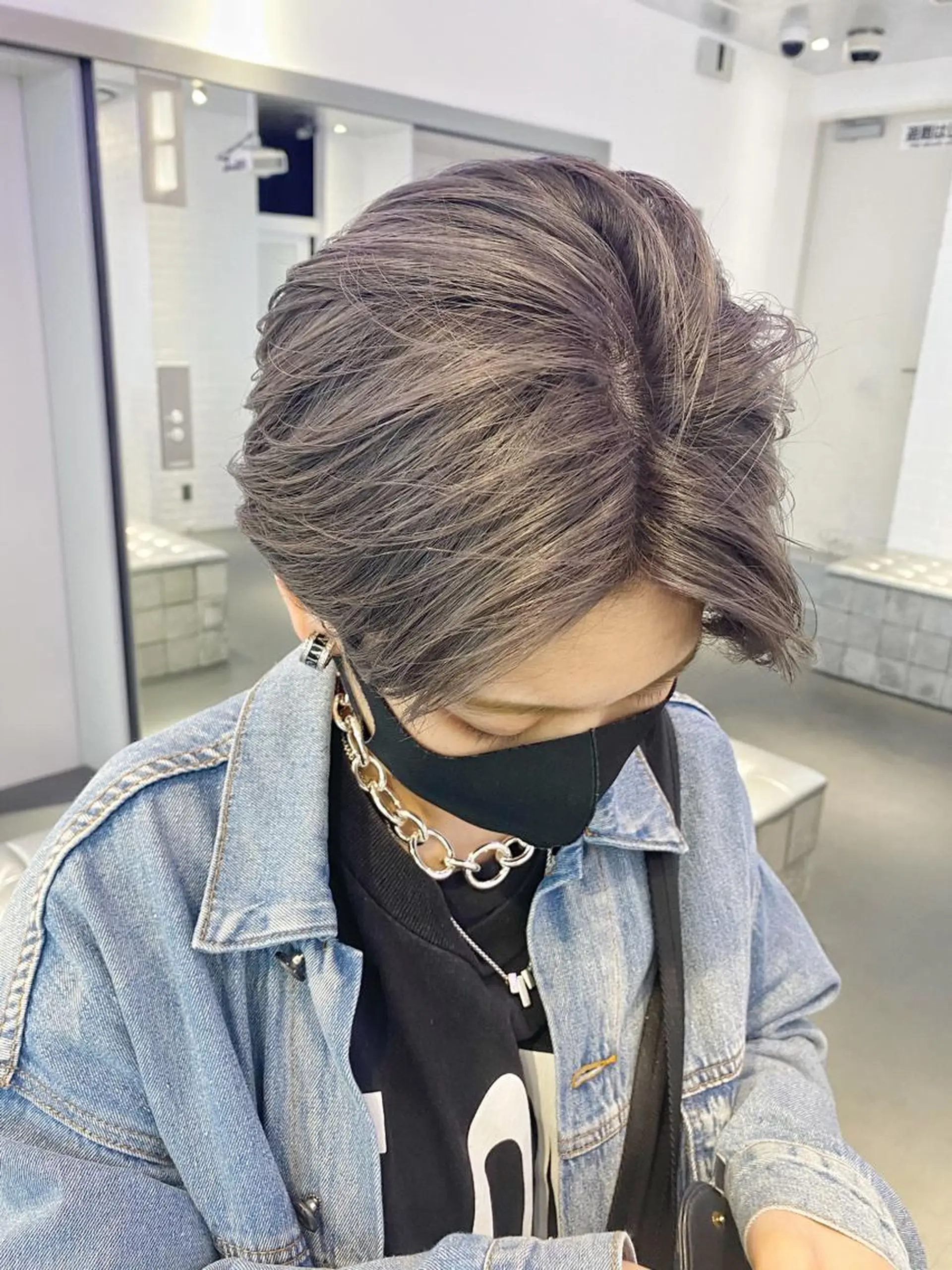 ショート Monan 新宿所属・ケイジ✨透明感 /艶カラー✨のヘアスタイル