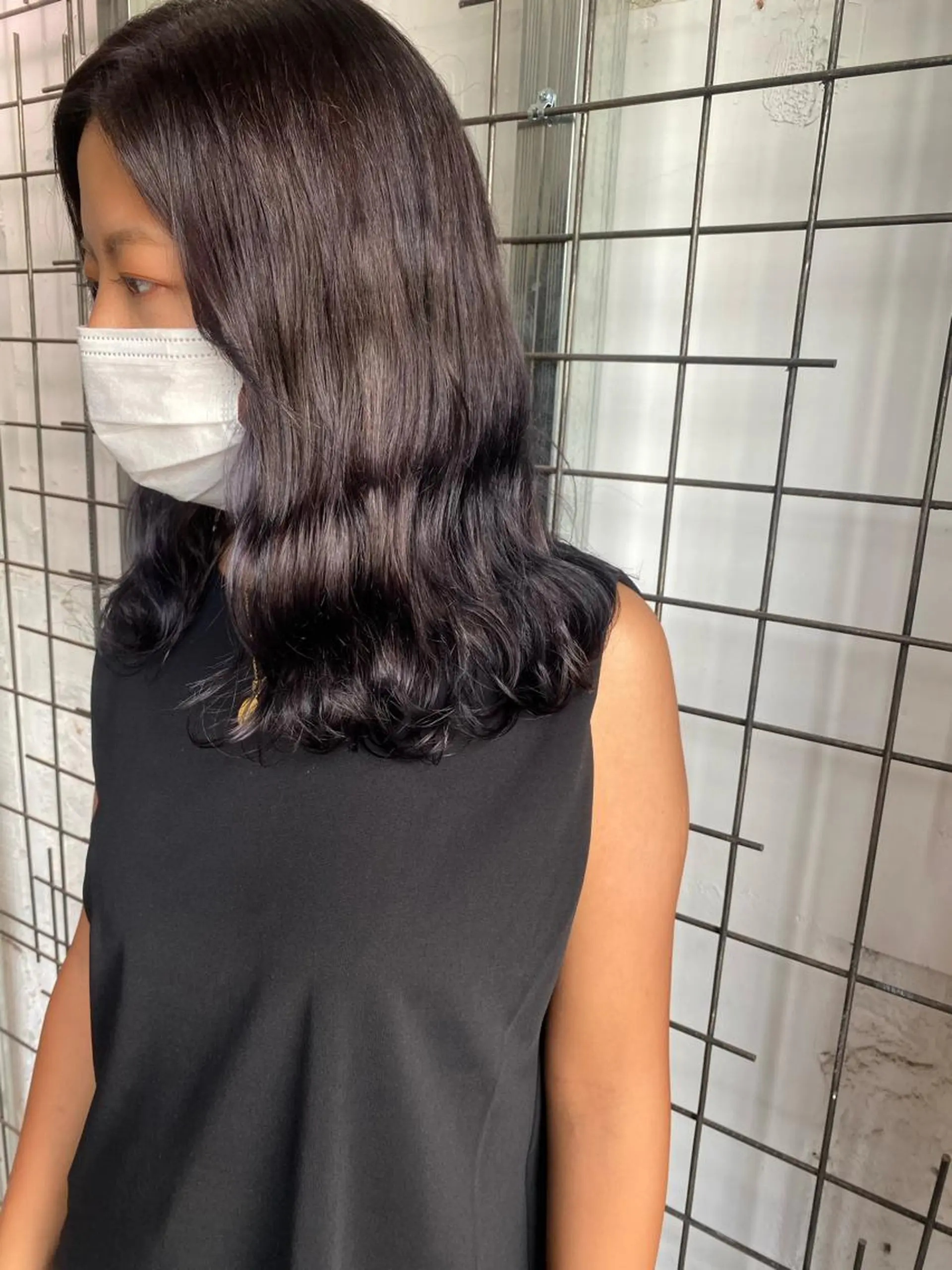 カラー グレージュ ラベンダーカラー ラベンダーグレージュ ラベンダーグレー ヘアカラー AYANE 韓国ヘア /レイヤーカットのヘアスタイル