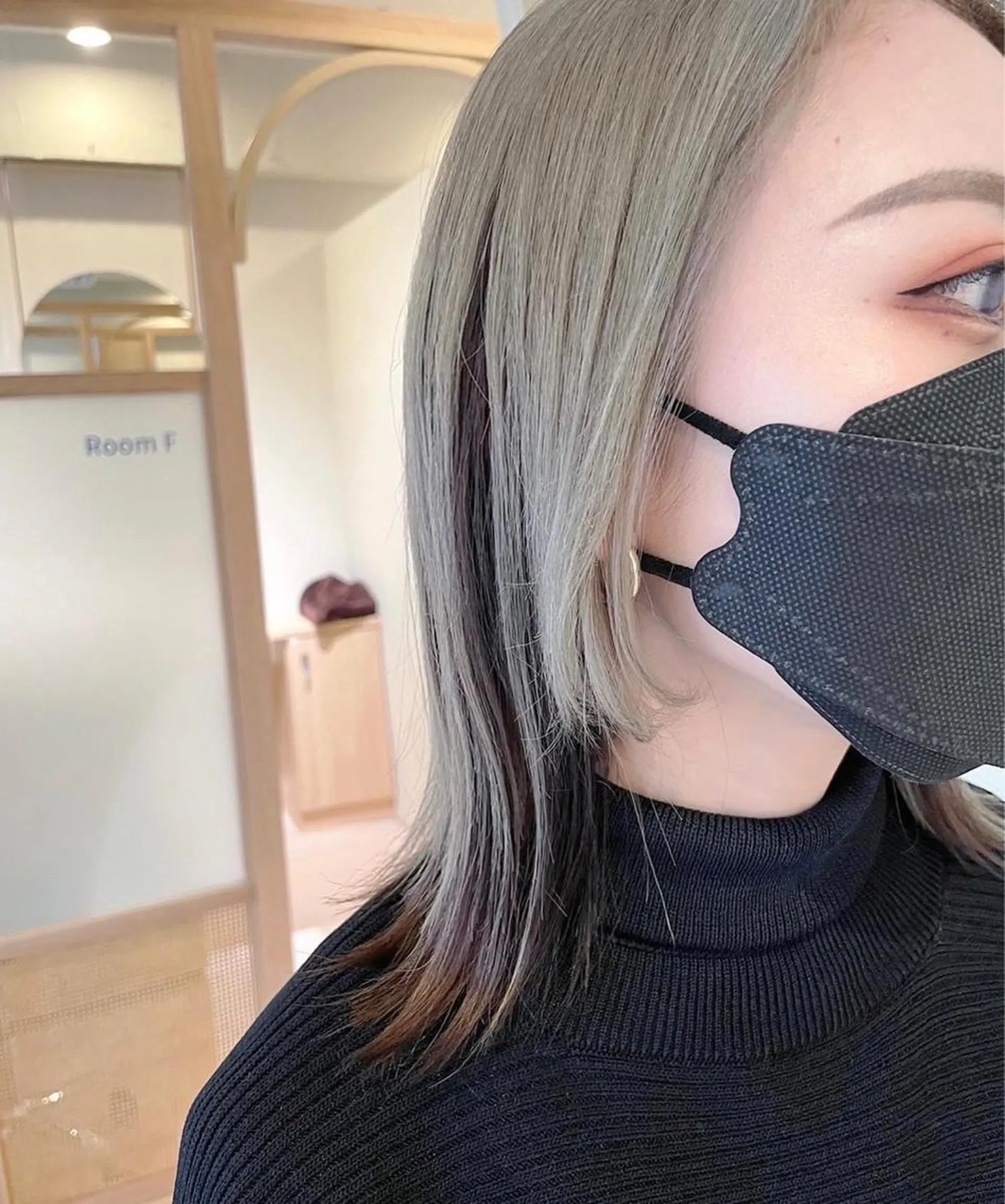 ミディアム 天使の羽バング・フェザーバング 韓国風ヘア カット ヘアカラー トリートメント times salon所属・ショートと髪質改善 達人⭐️村上将梧のヘアスタイル