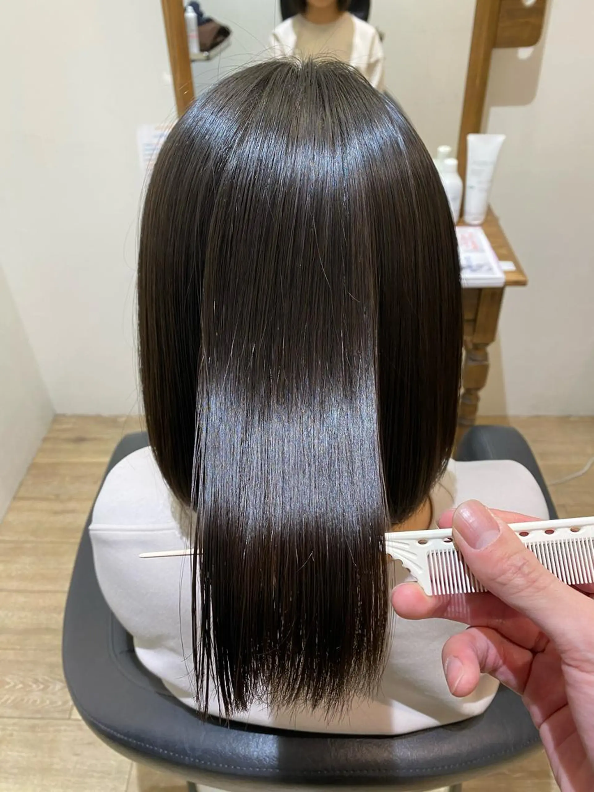 ミディアム 髪質改善 縮毛矯正 ✨美髪矯正の専門家✨ 髪質改善　松村のヘアスタイル