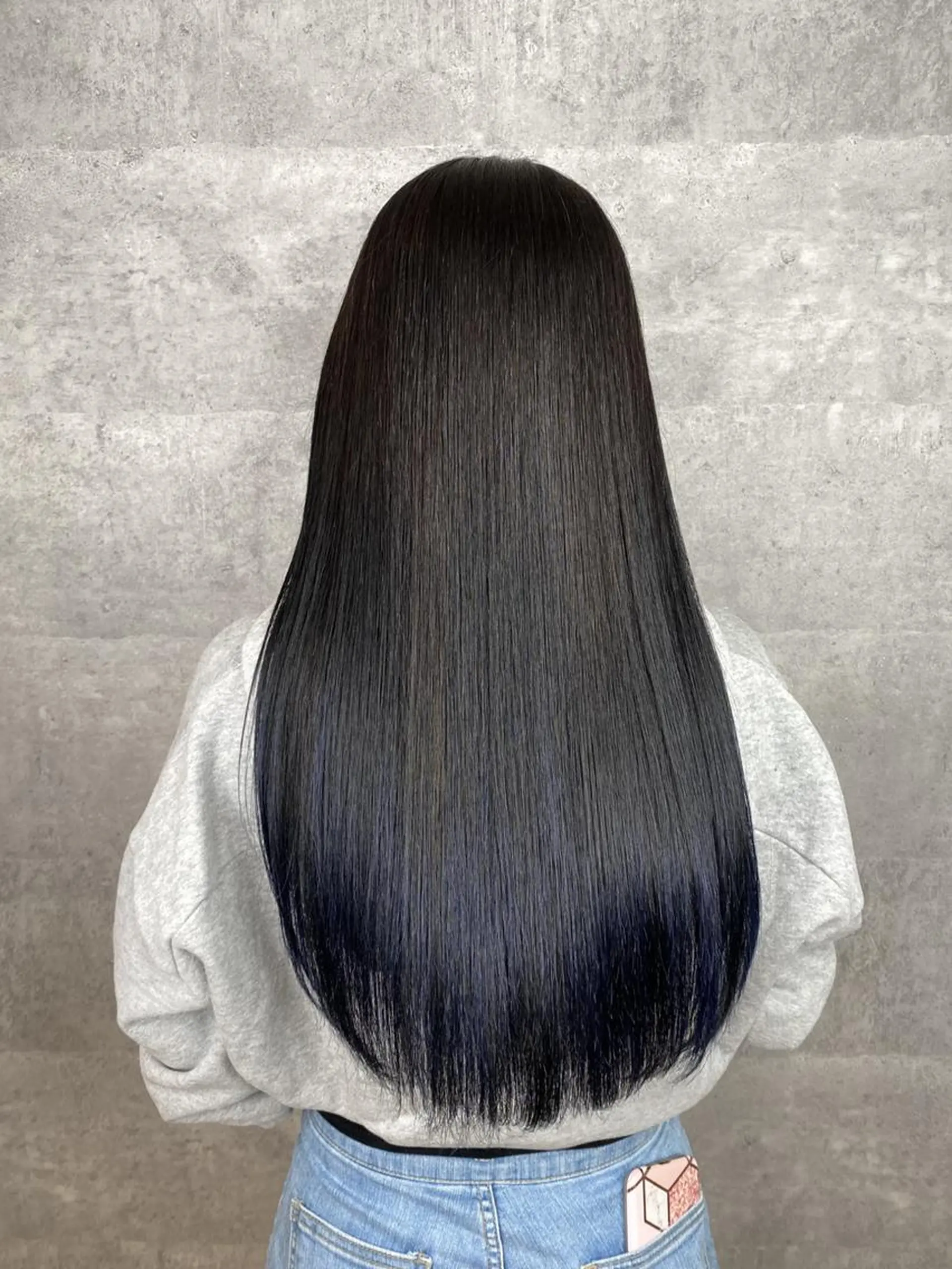 セミロング カラー _WHITE 天王寺のヘアスタイル