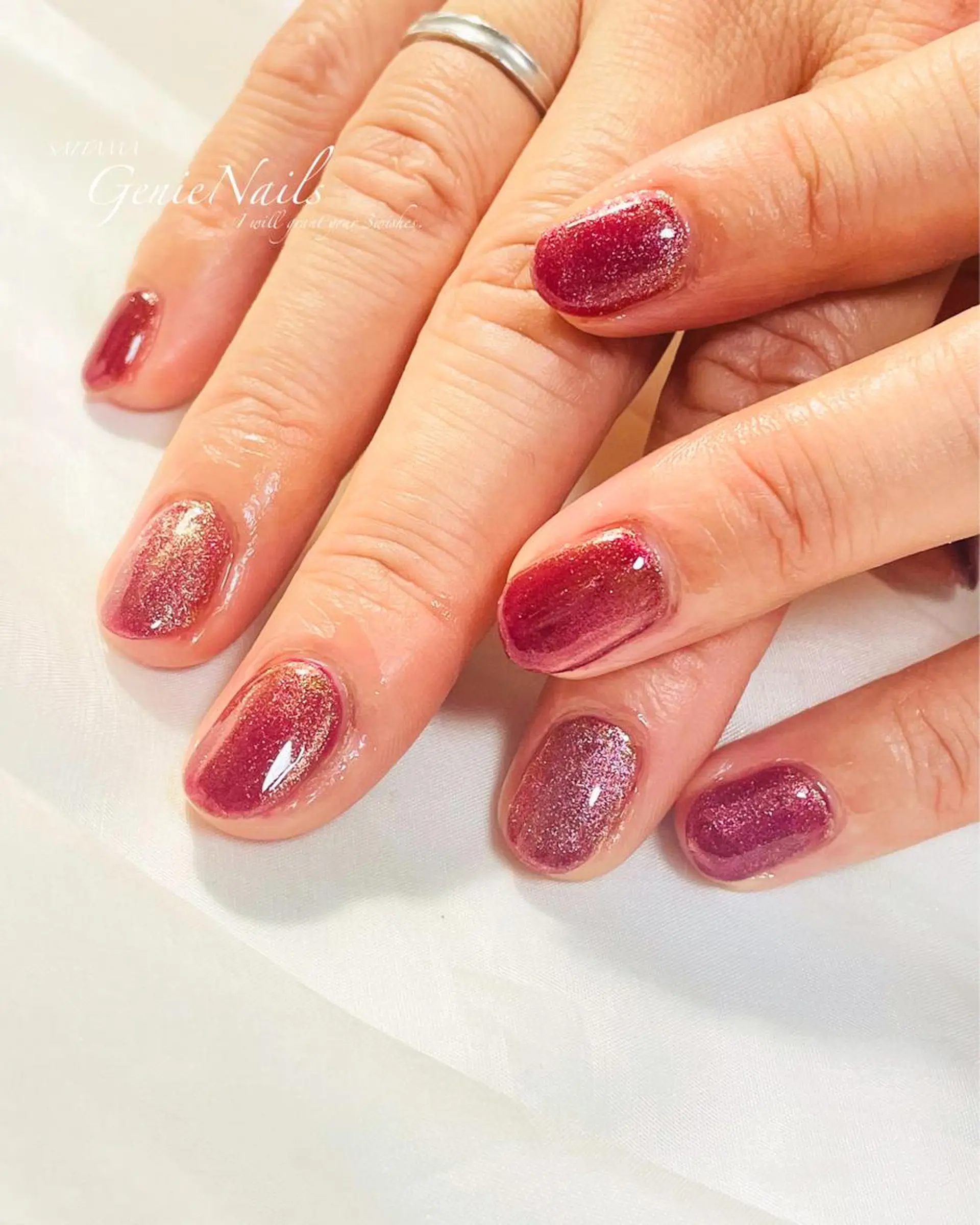 ネイル フットネイル キラキラネイル ロングネイル ニュアンスネイル ショートネイル Genie Nailsのネイルデザイン