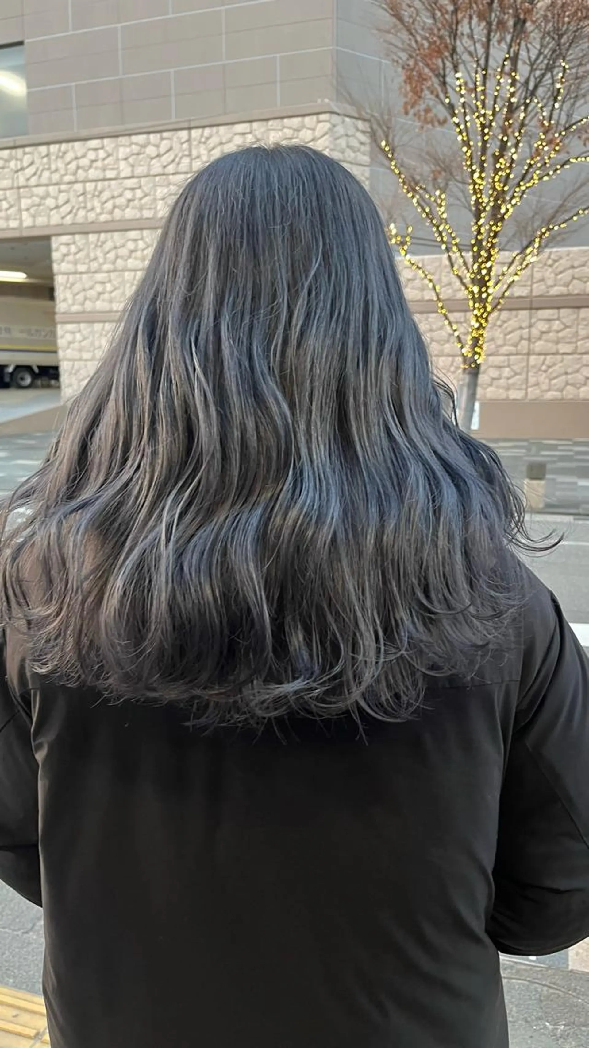 カラー ブリーチ 透明感カラー こまつばらみお/レイ ヤー/ダブルカラーのヘアスタイル