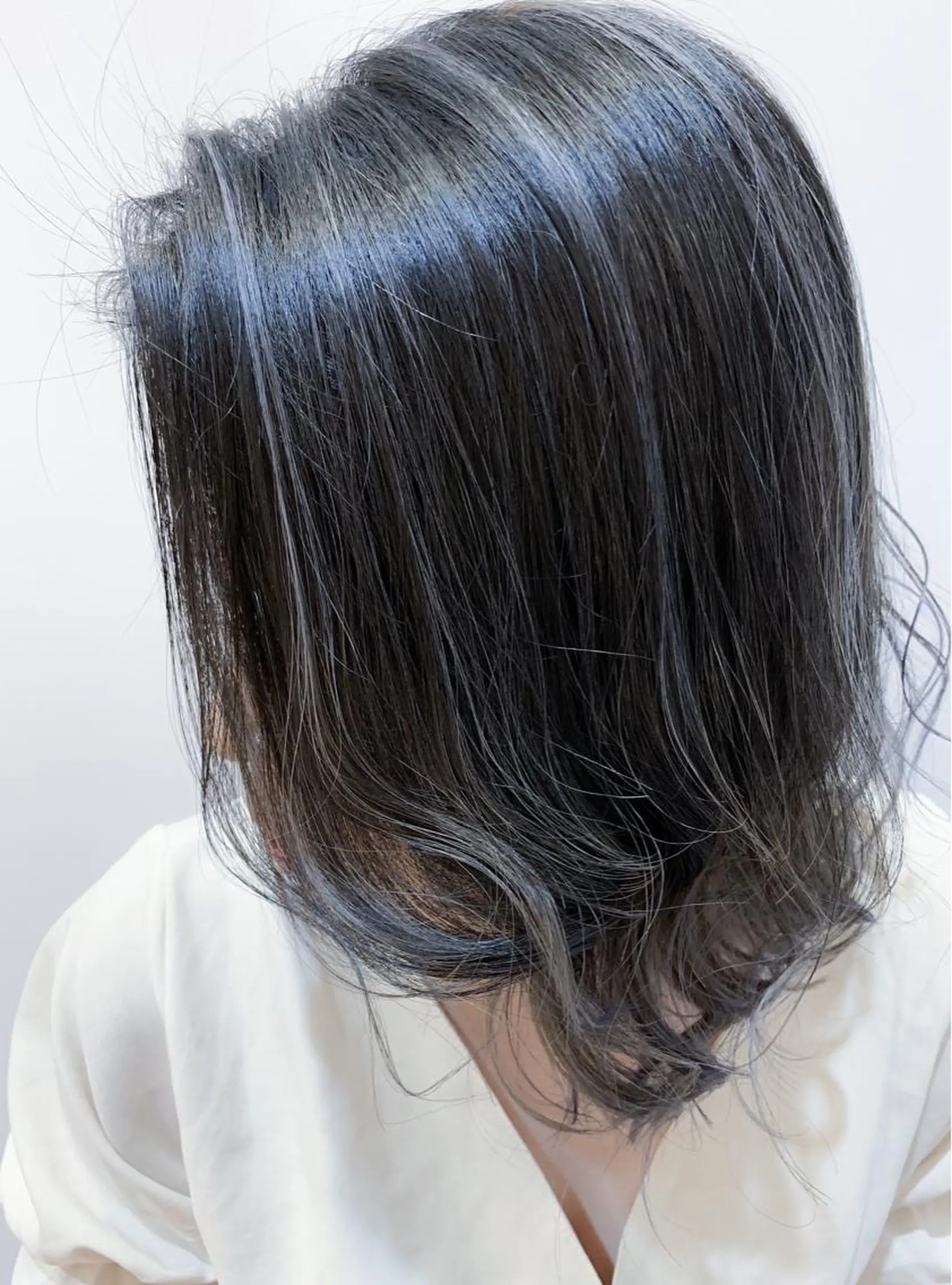 ミディアム カラー 小島 脩のヘアスタイル