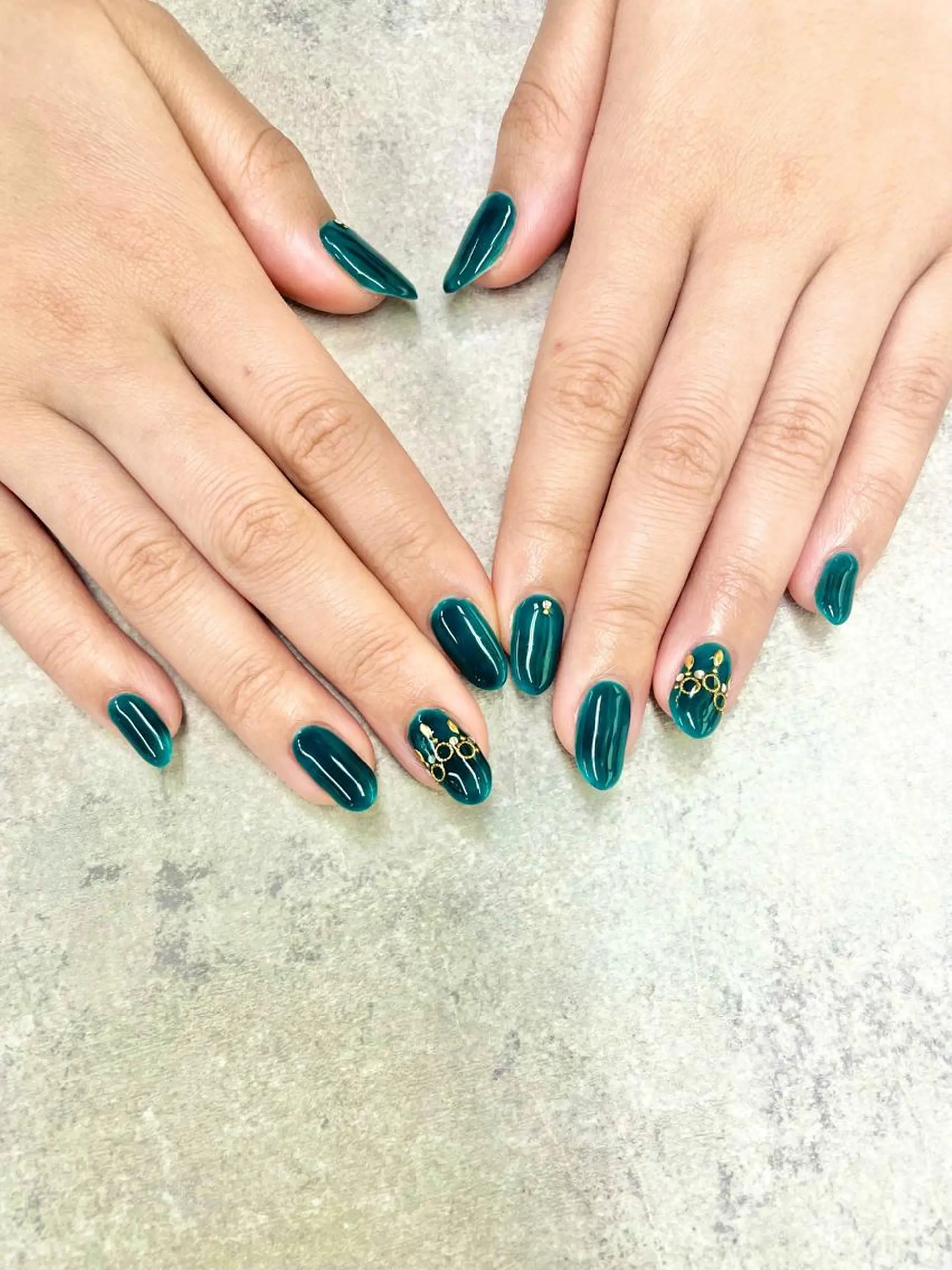 ネイル アートネイル ジェルネイル グリーン オフィスネイル 夏ネイル ハンドネイル FASTNAIL PLUS 新宿店のネイルデザイン