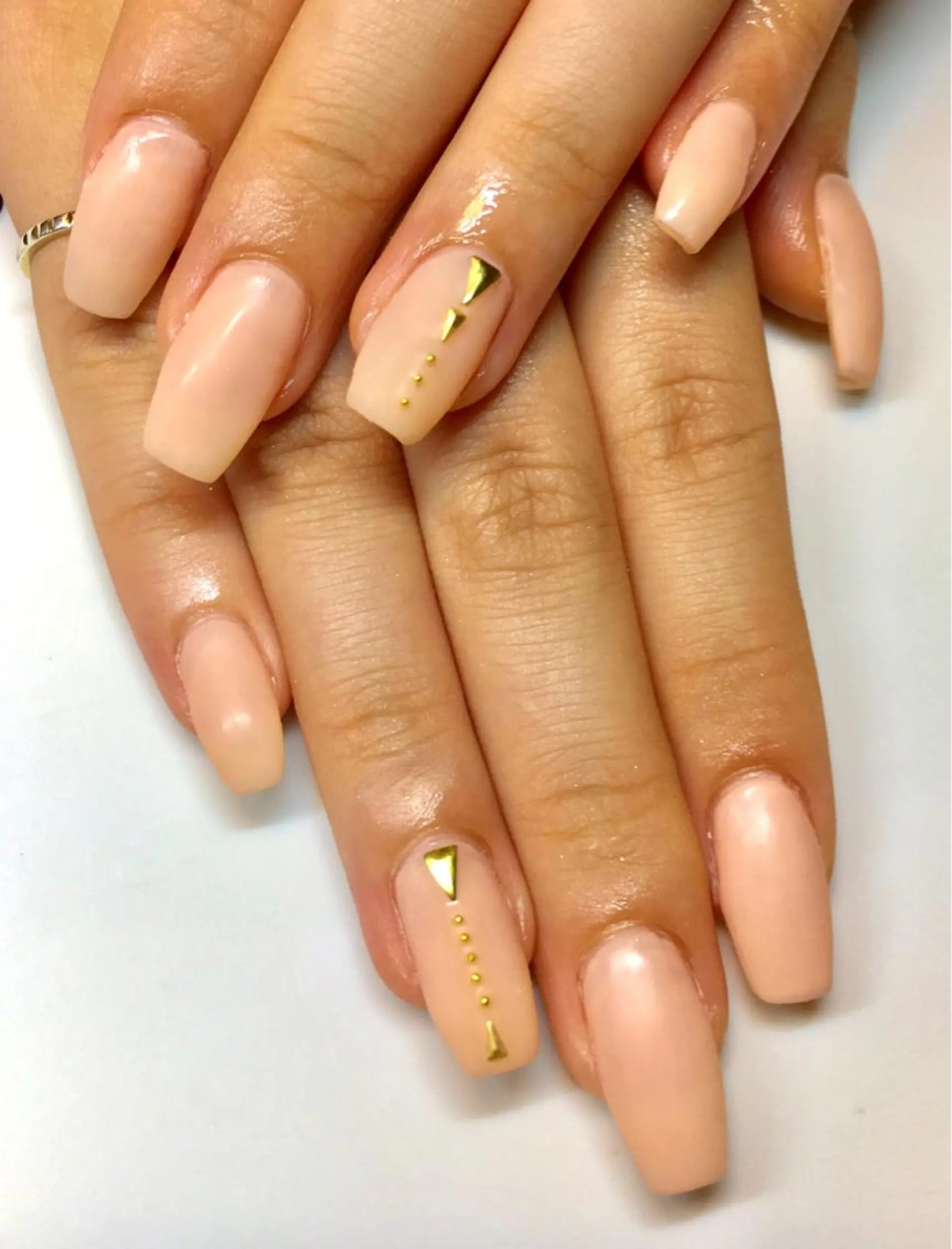 ネイル ジェルネイル スカルプネイル シンプルネイル nailsalon sugarr所属・nailist cocoのネイルデザイン