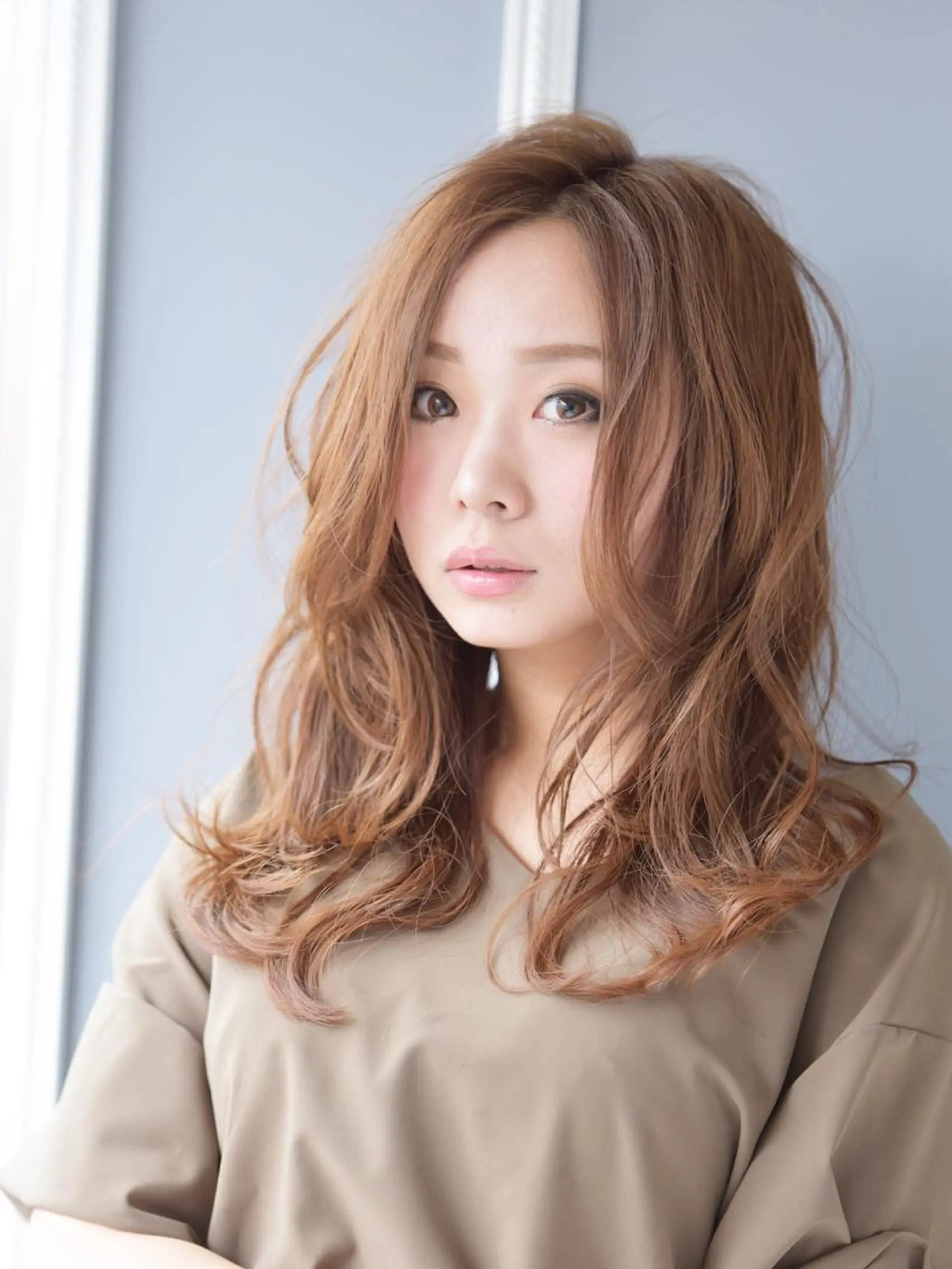 ロング カラー ブラウンカラー ヘアカラー トリートメント 韓国hair ·͜· watanabeのヘアスタイル