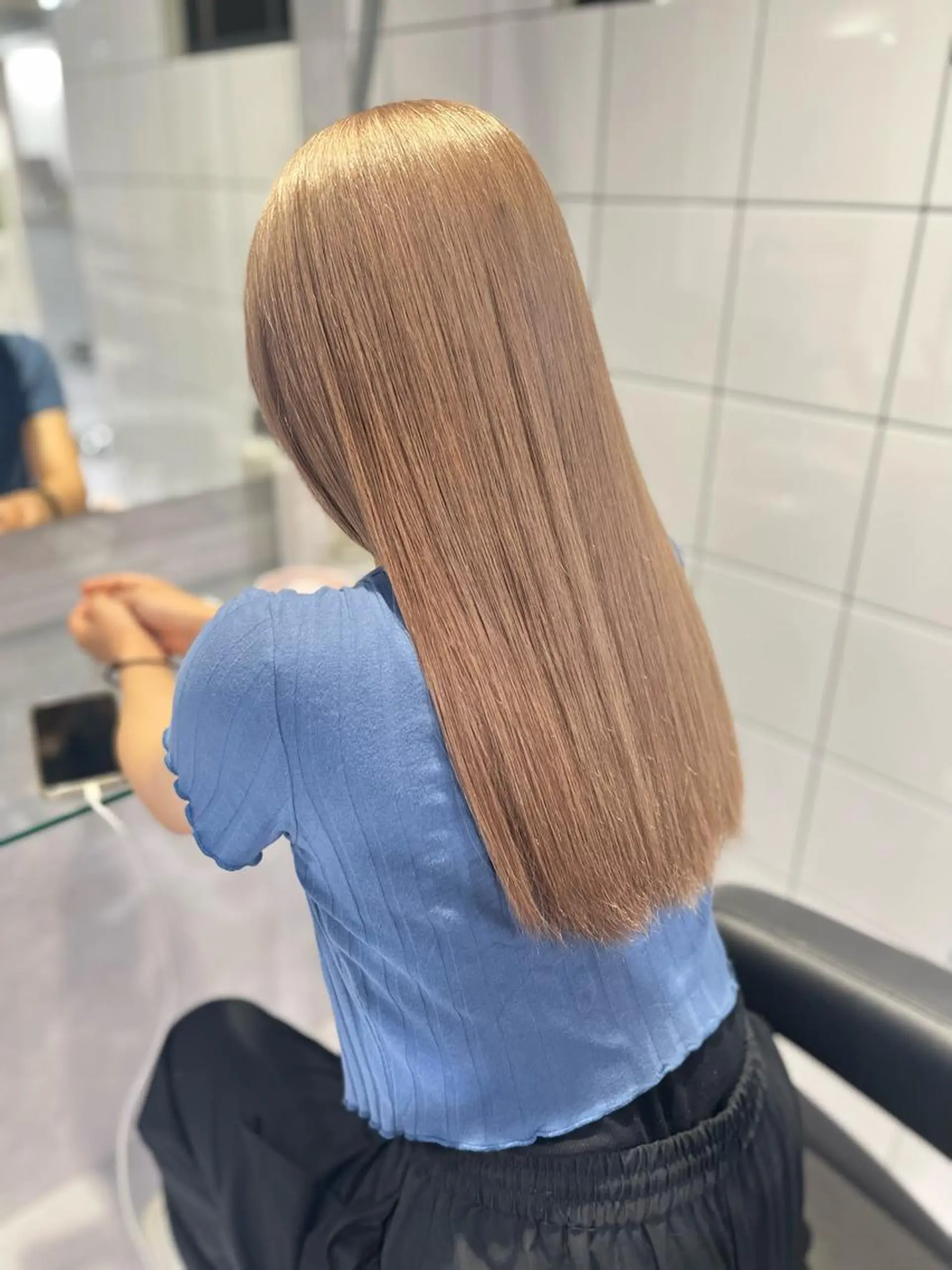 ロング カラー 🫧うる艶トレンド 🫧透明感カラーのヘアスタイル