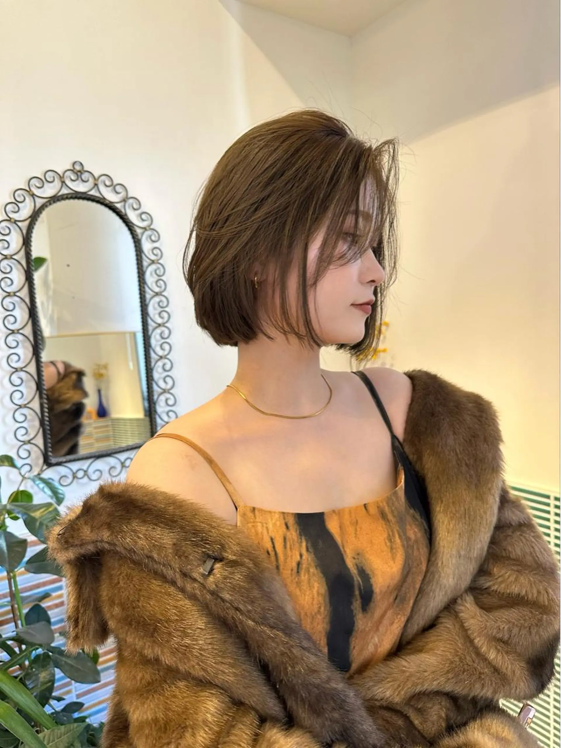 ショート ヘアカラー トリートメント ブリーチなし透明感 指名No1ナギサのヘアスタイル