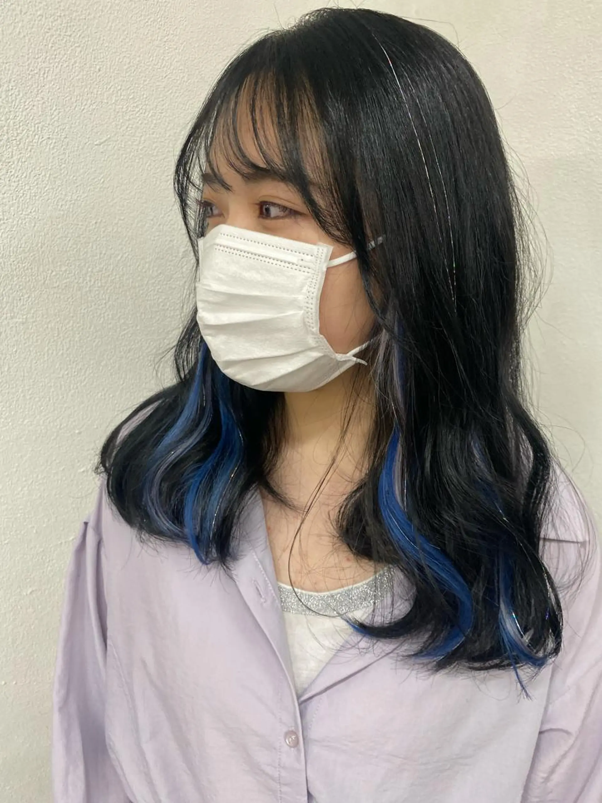 セミロング カラー ヘアカラー エクステ エクステ ハイトーン 💭黒崎ハルカのヘアスタイル