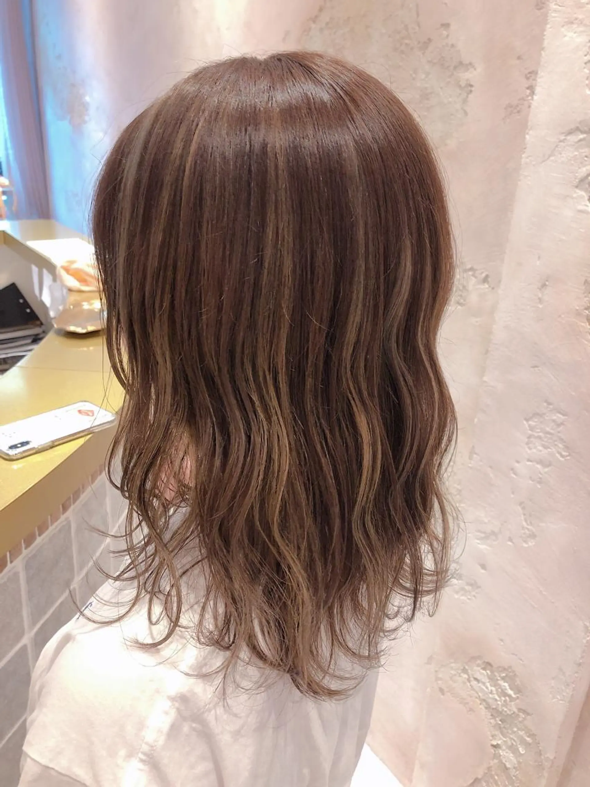 ミディアム ハイライト カット ヘアカラー 代表山口ひな 髪質改善のプロのヘアスタイル