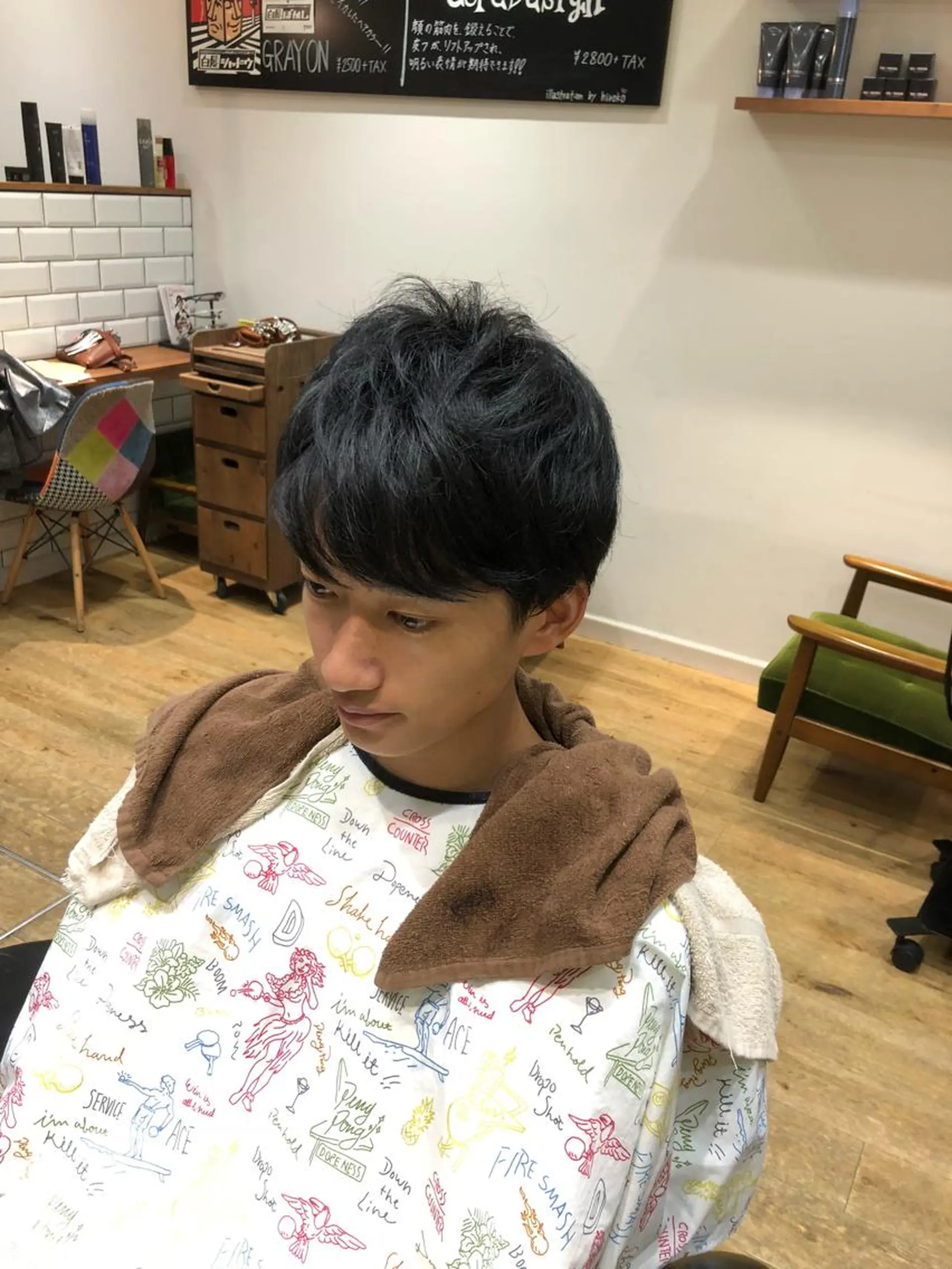 ショート カラー メンズ HAIRS YOSHIOKA所属・ヘアーズヨシオカ MENSヒゲ脱毛のエステ・リラクイメージ